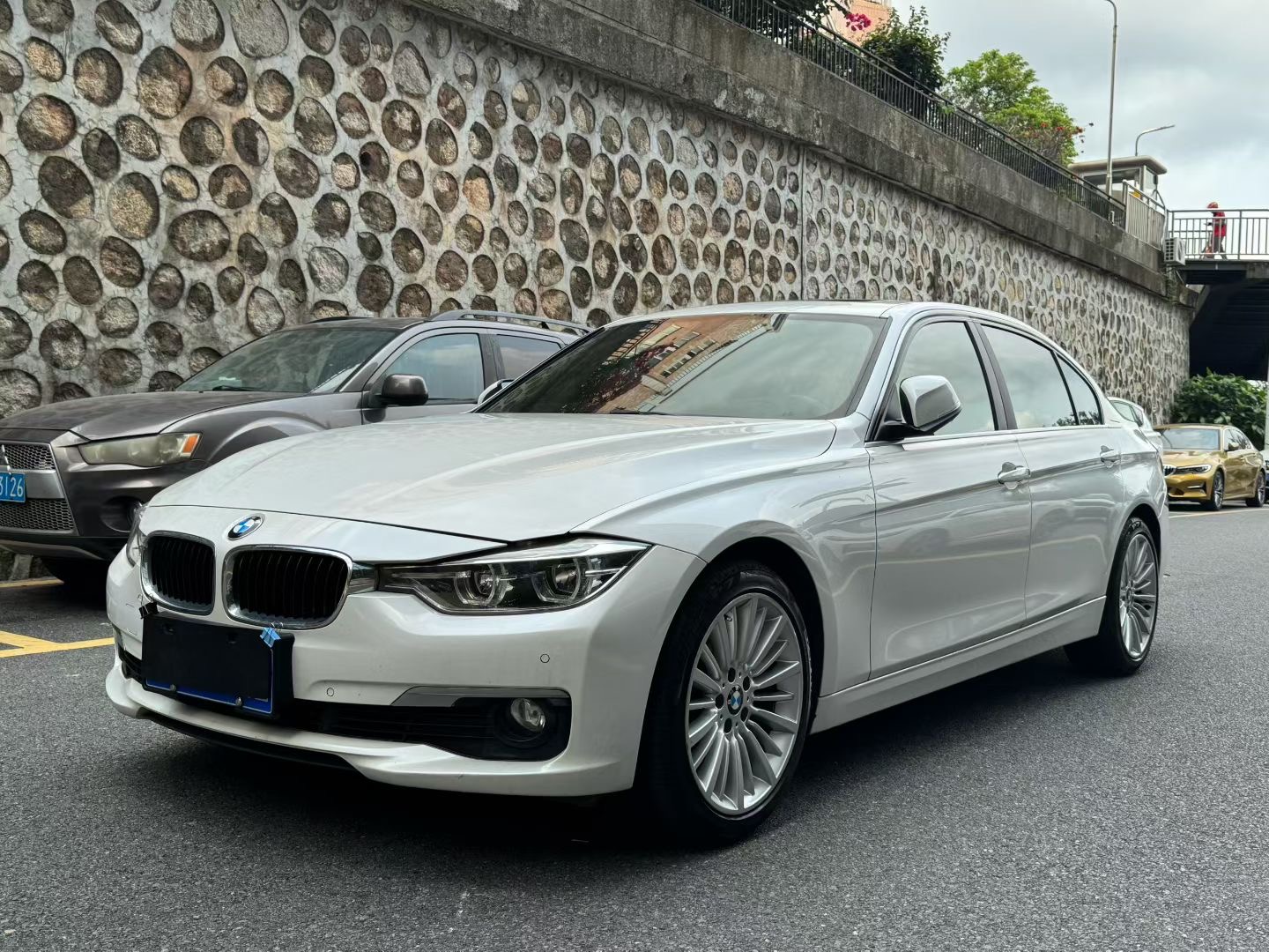 BMW 3 Series 2018 #2 BMW 3 Series 2018 car image #2