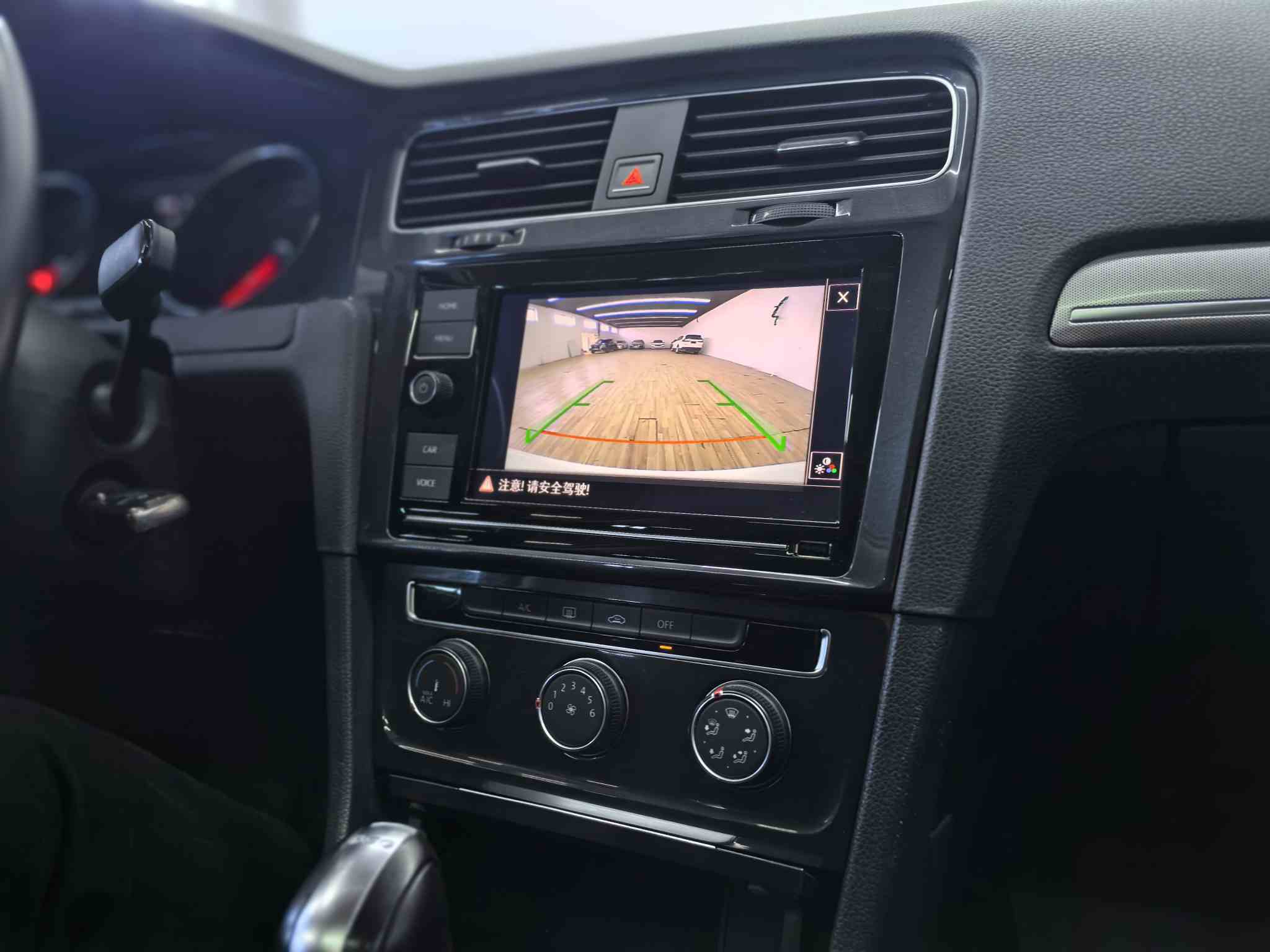 Volkswagen Golf 2019 #14 Volkswagen Golf 2019 car image #14
