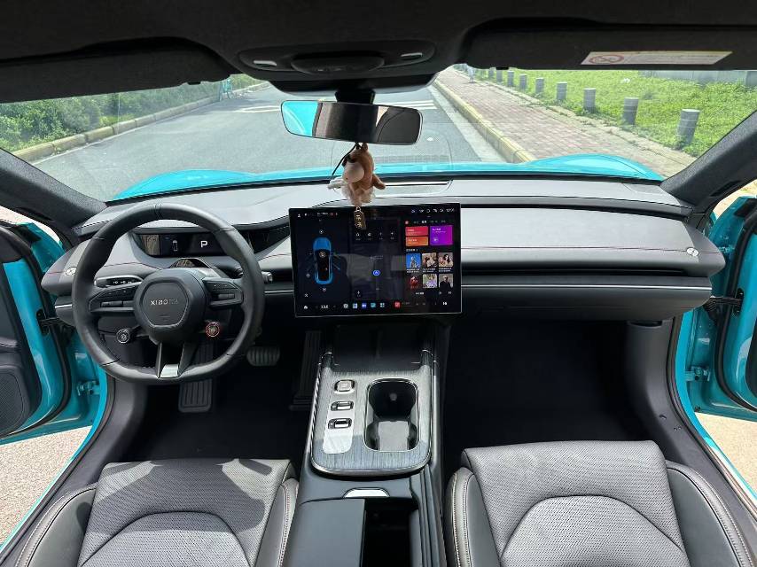 MI SU7 2025 car image #11