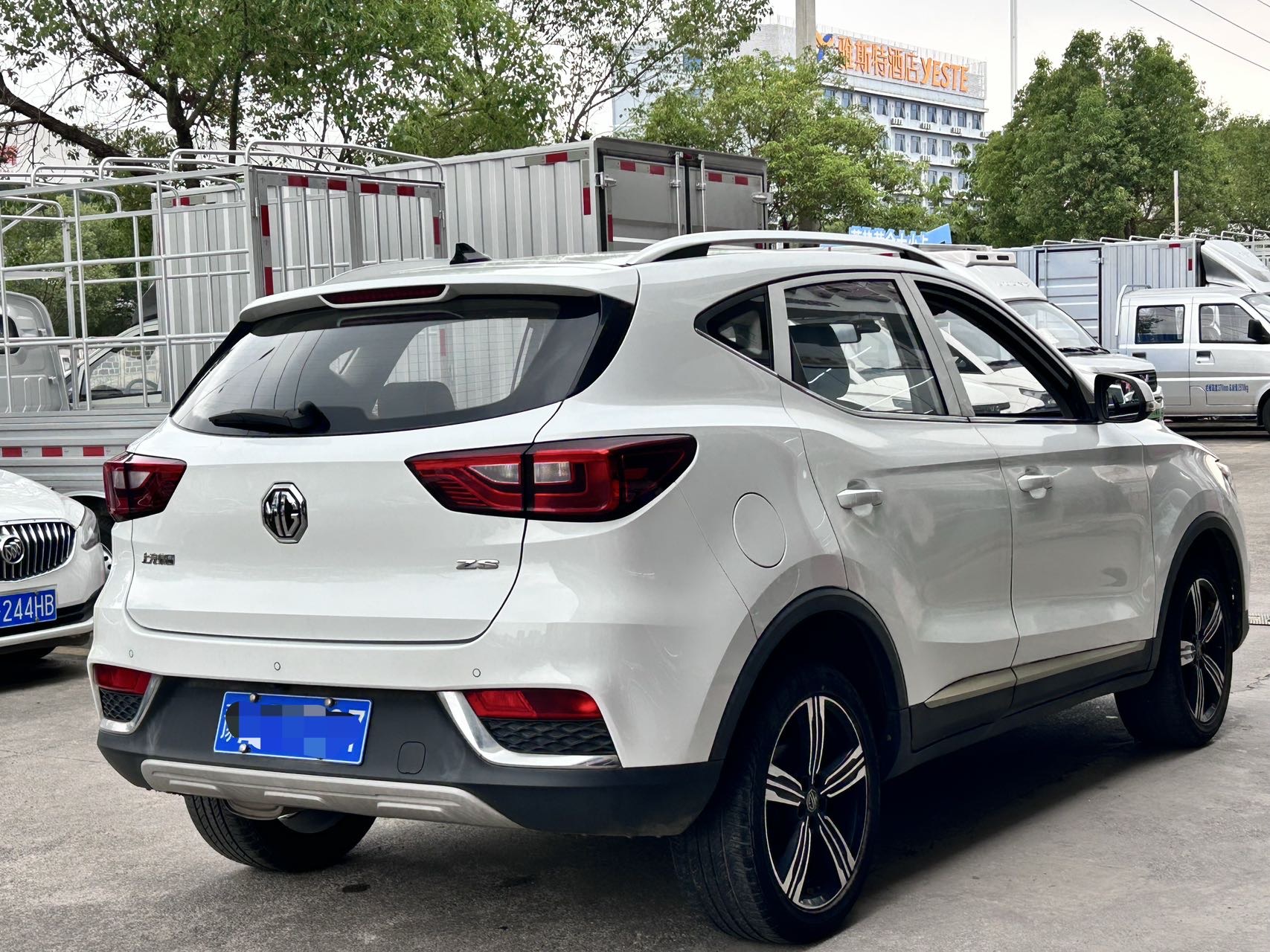 MG ZS 2019 car image #6