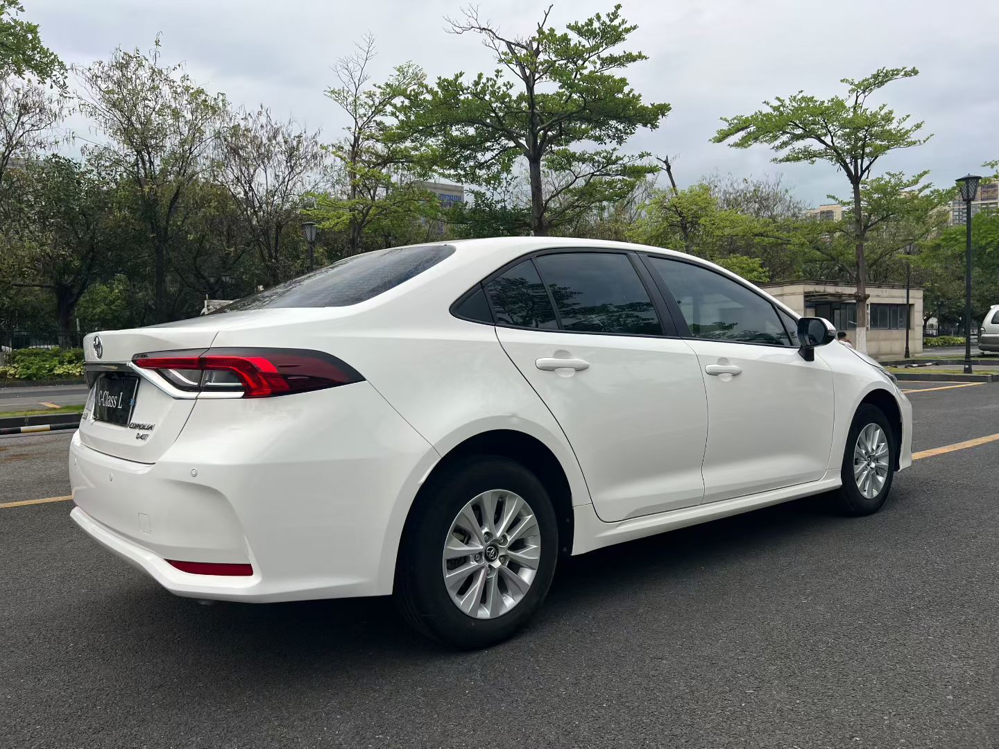 Toyota Corolla 2019 #10 Toyota Corolla 2019 car image #10