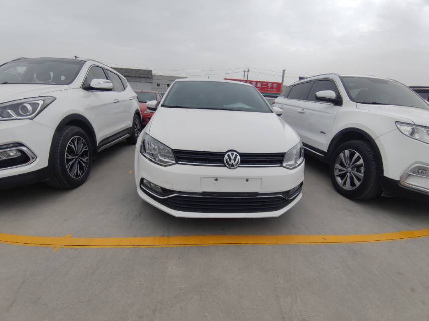 Volkswagen Polo 2018 car image #4