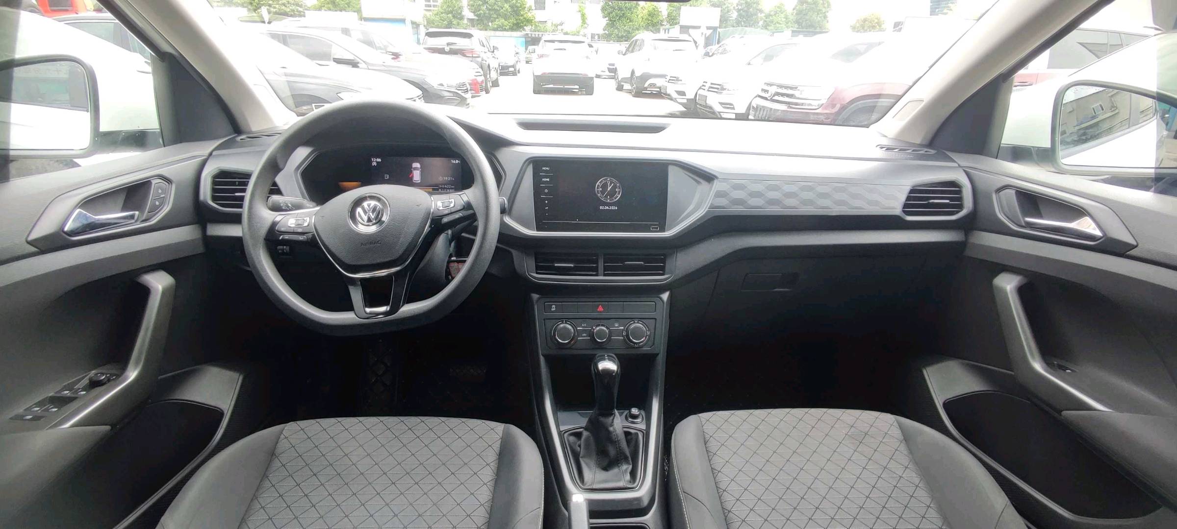 Volkswagen T-Cross 2023 car image #8