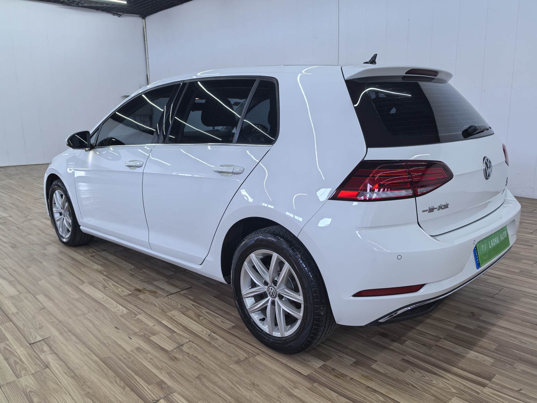 Volkswagen Golf 2019 #6 Volkswagen Golf 2019 car image #6