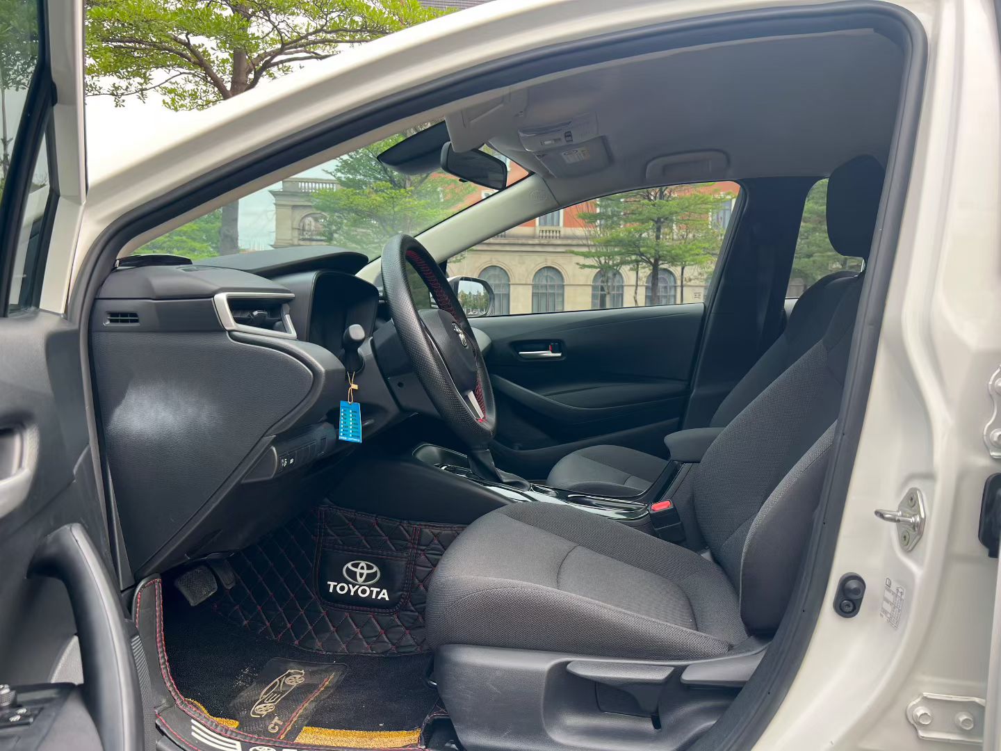 Toyota Corolla 2019 #6 Toyota Corolla 2019 car image #6