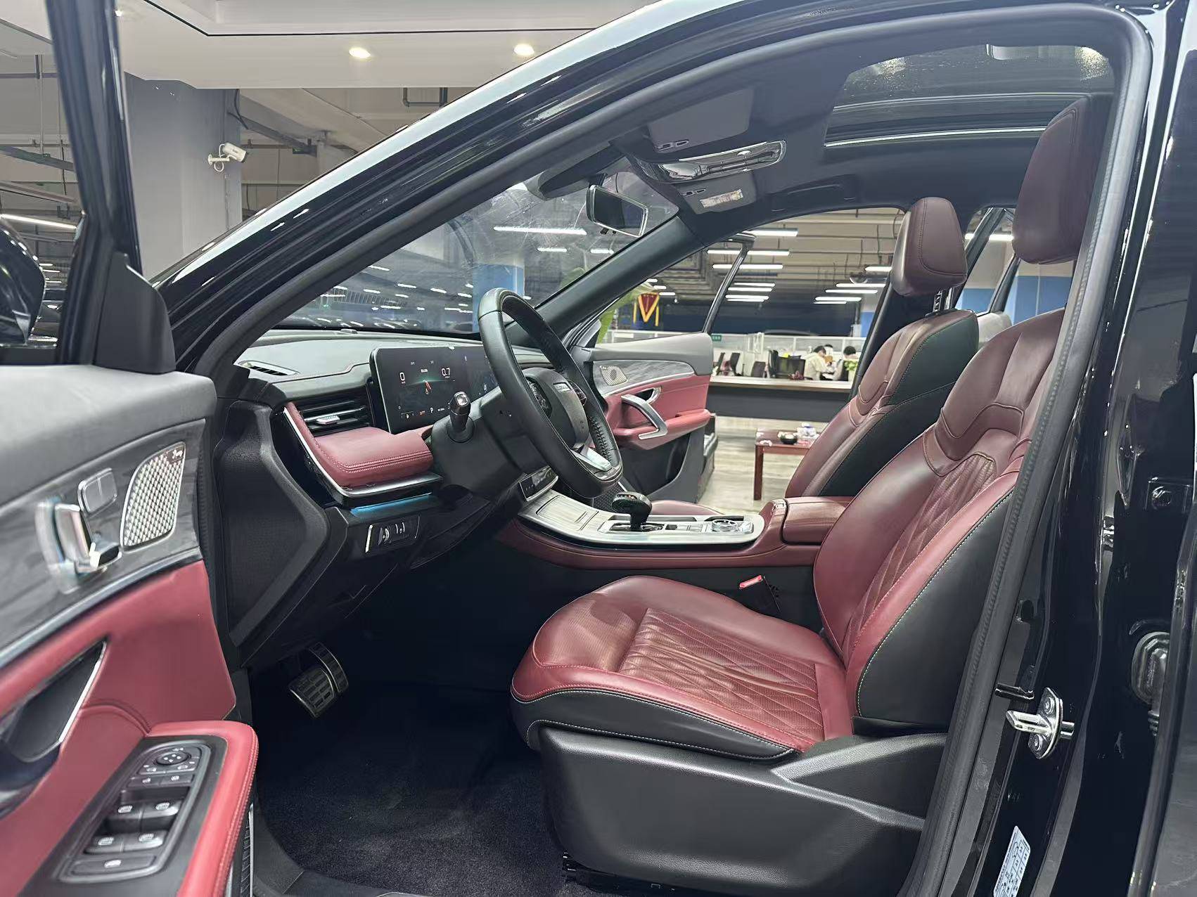 Jetour X70 PLUS 2023 car image #5