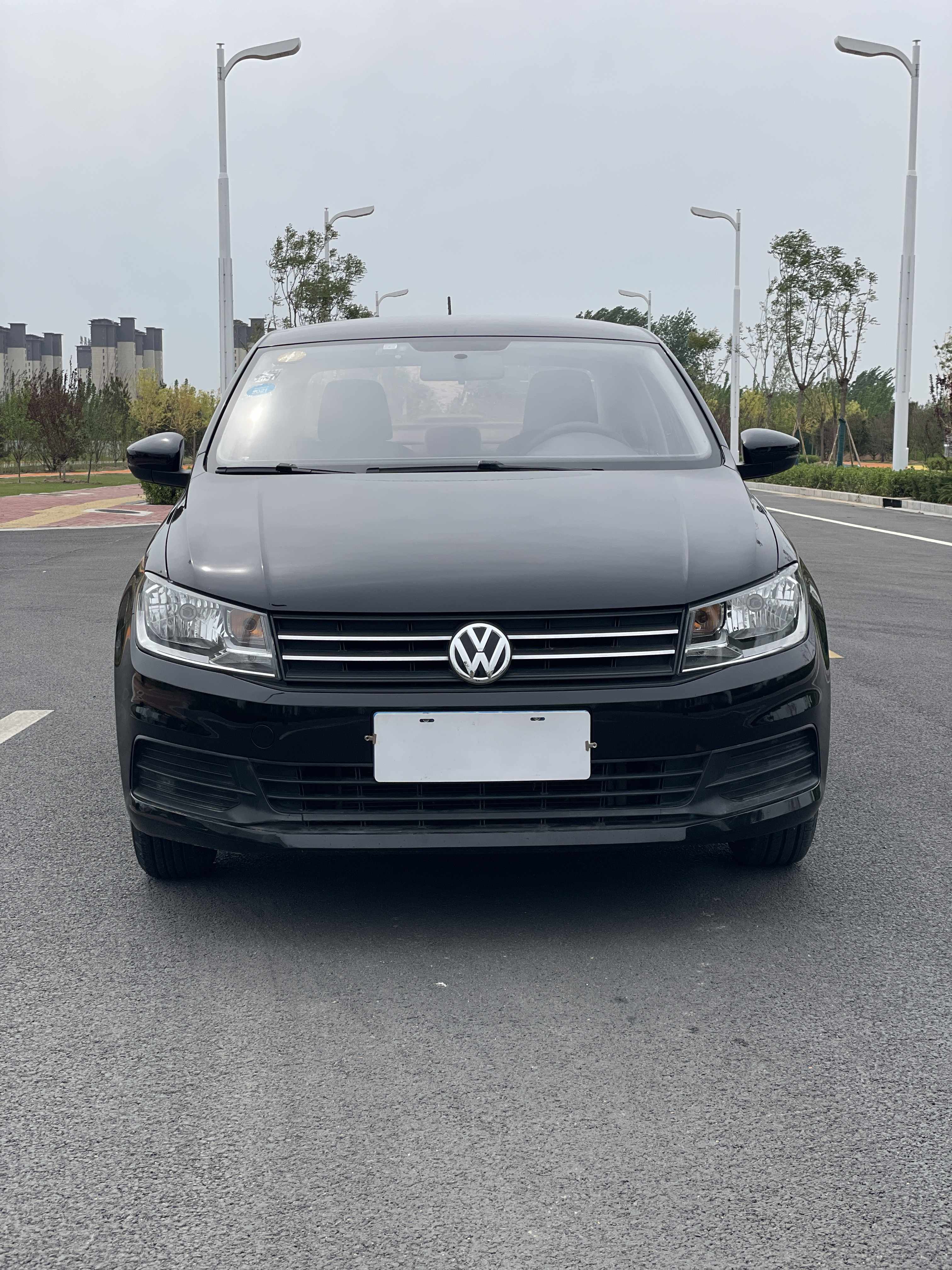 Volkswagen Santana 2017 car image #4