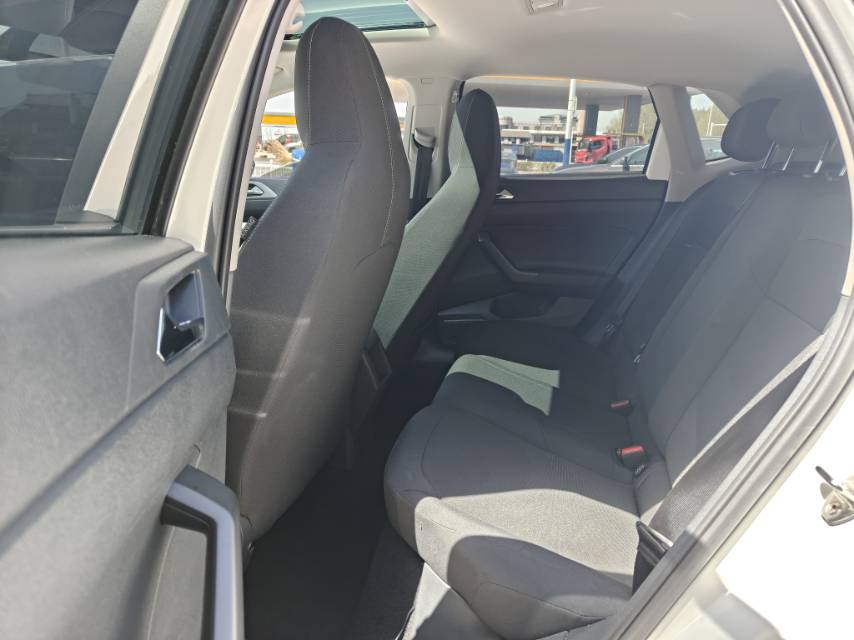 Volkswagen Polo 2021 car image #8