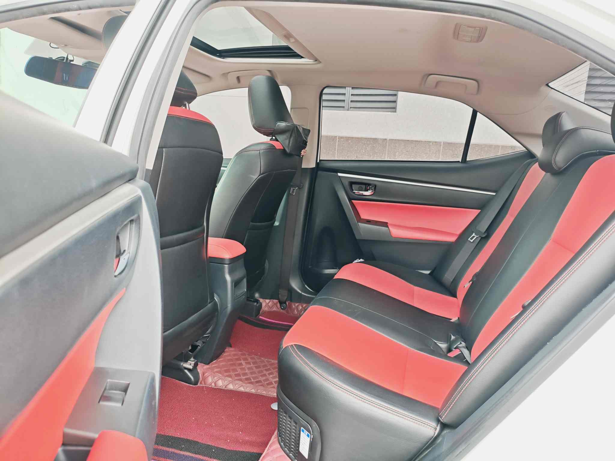 Toyota Corolla 2018 car image #5