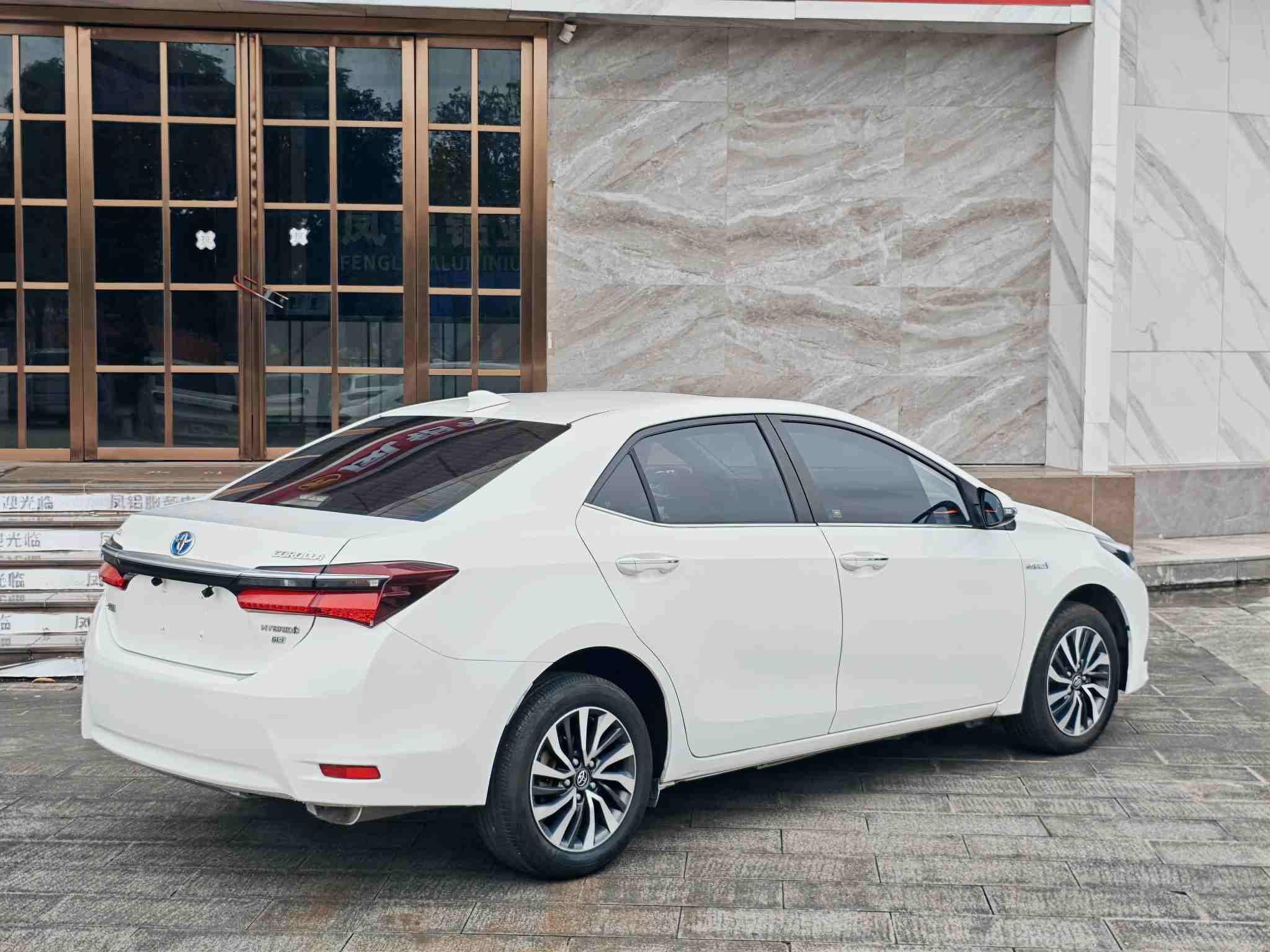 Toyota Corolla 2018 car image #12