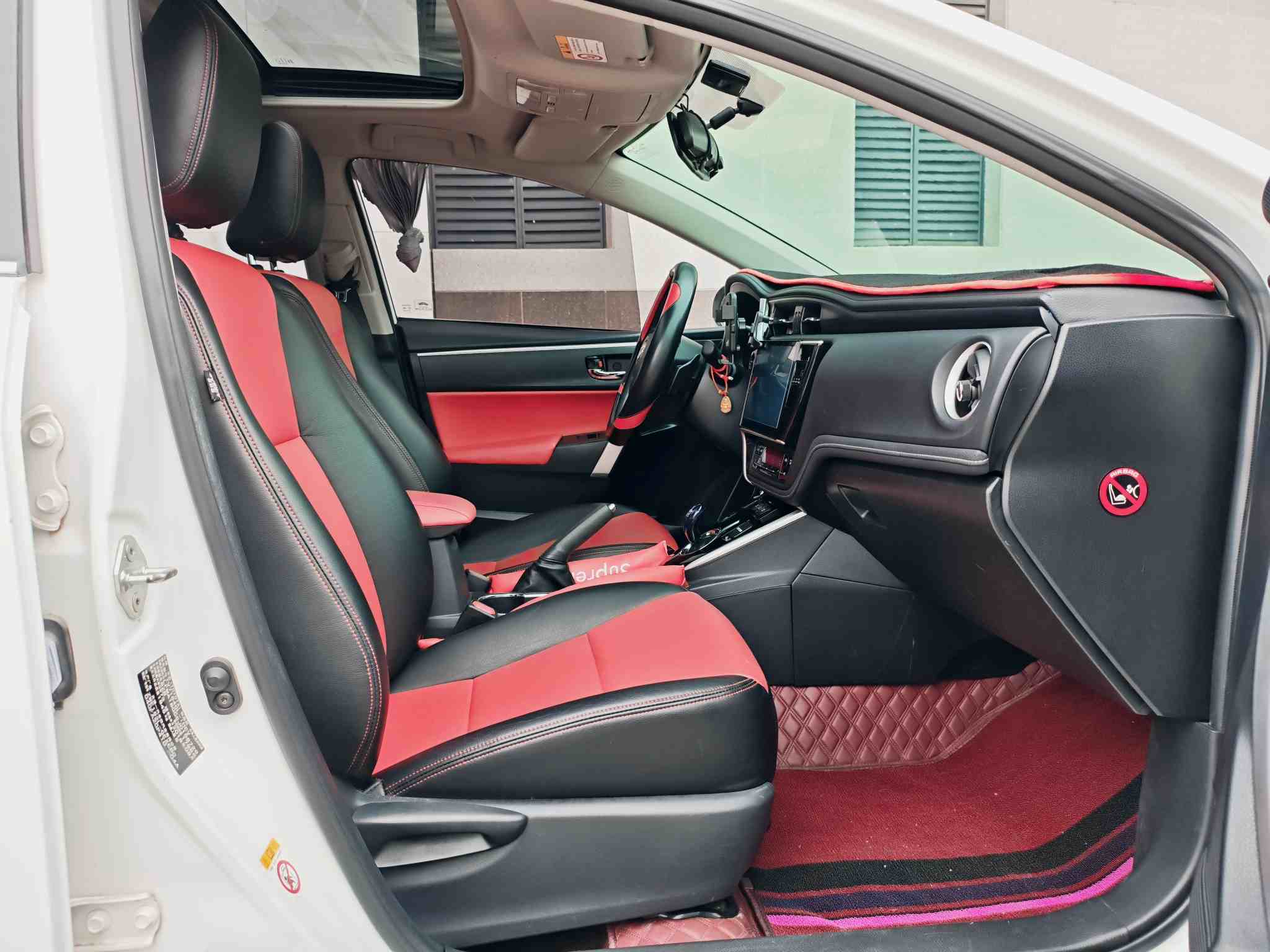 Toyota Corolla 2018 car image #21