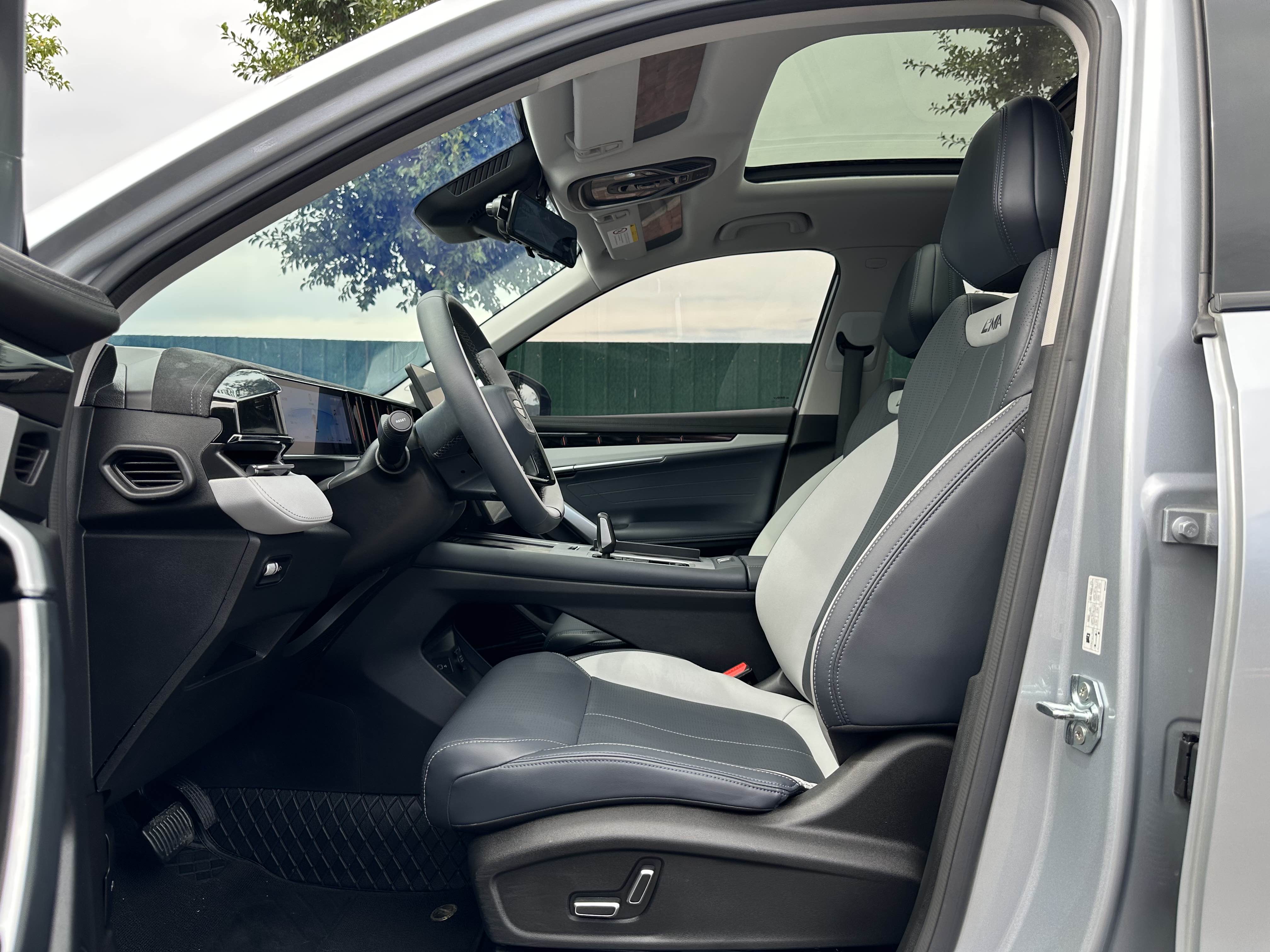 GEELY Boyue L 2024 #8 GEELY Boyue L 2024 imagen de coche #8