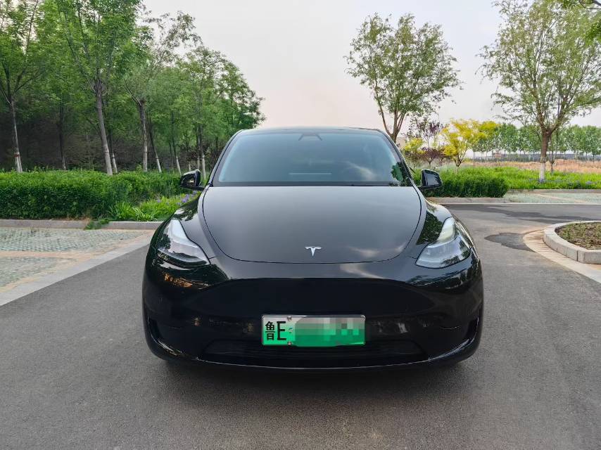 Tesla Model Y 2022 #4 Tesla Model Y 2022 car image #4