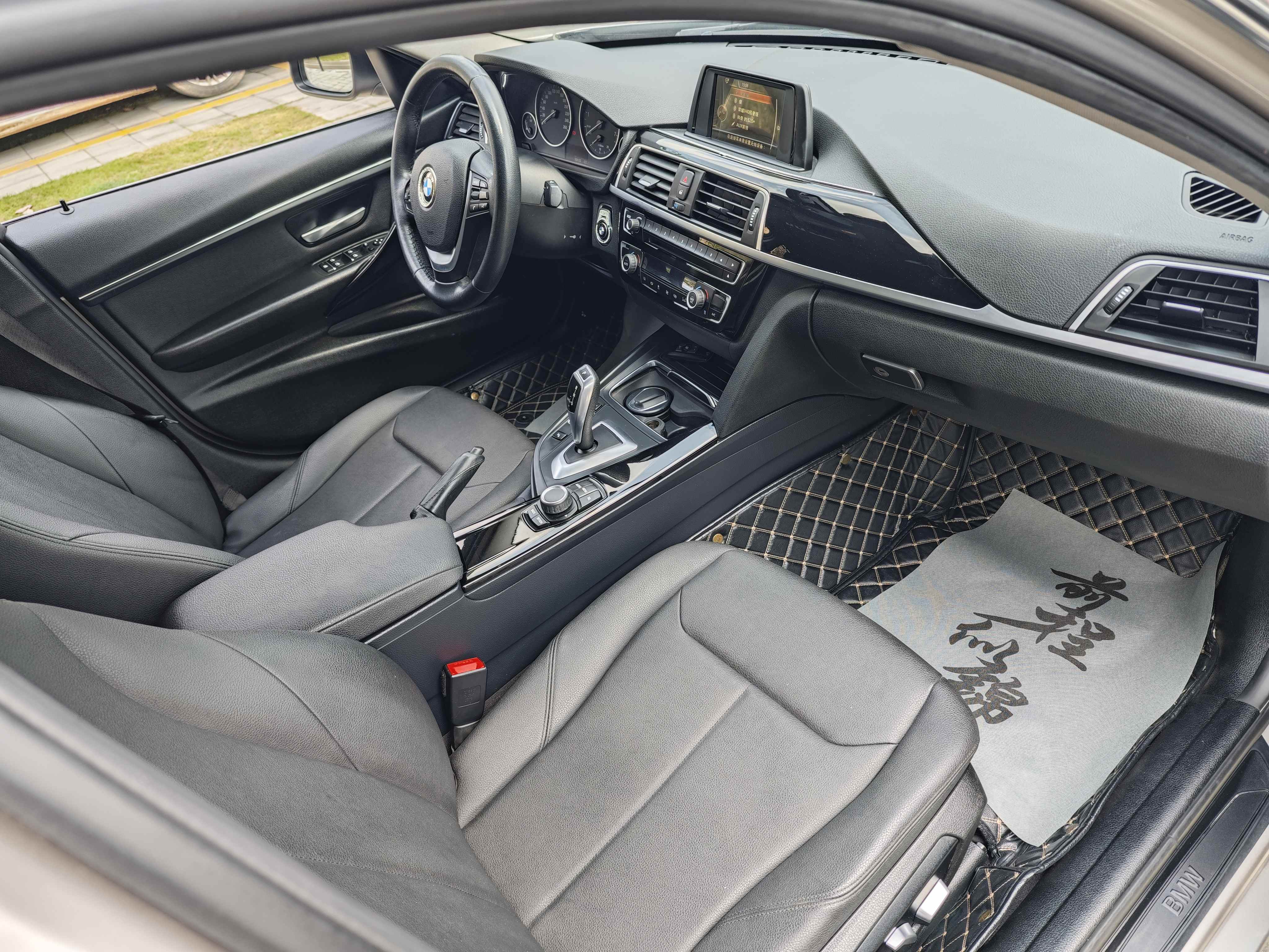 BMW 3 Series 2017 #6 BMW 3 Series 2017 car image #6