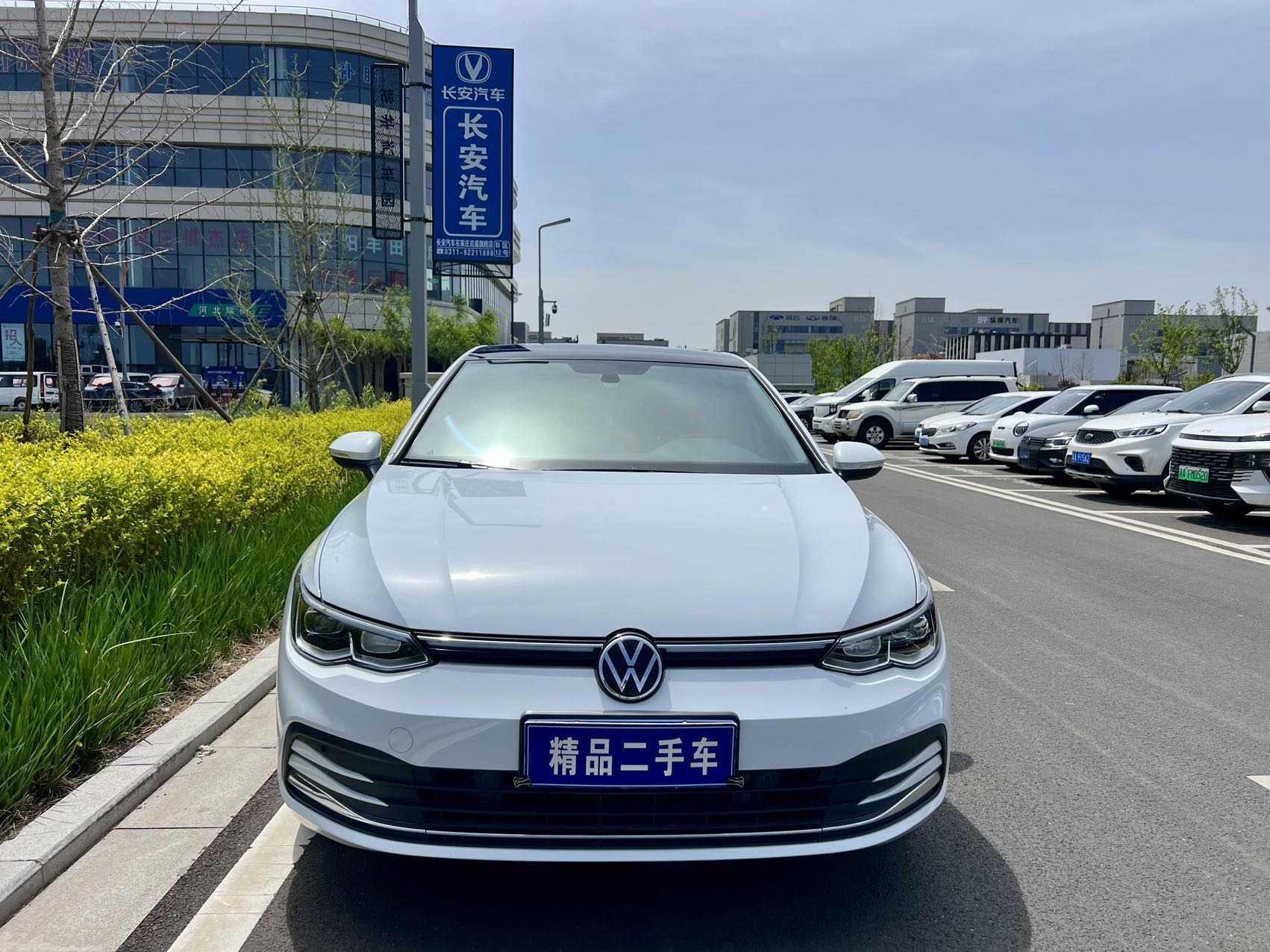 Volkswagen Golf 2021 car image #4