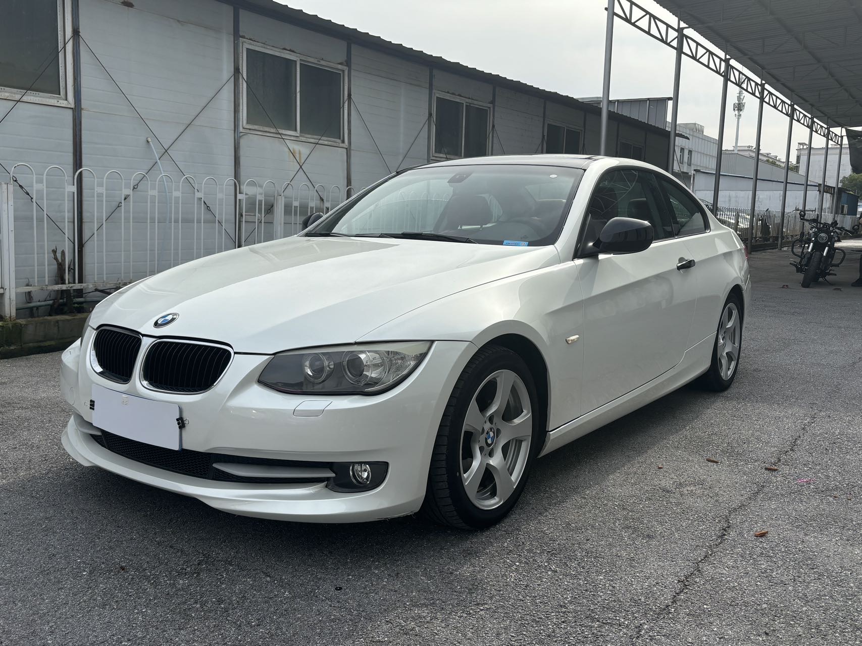 BMW 3 Series (Imported) 2012 car image #2