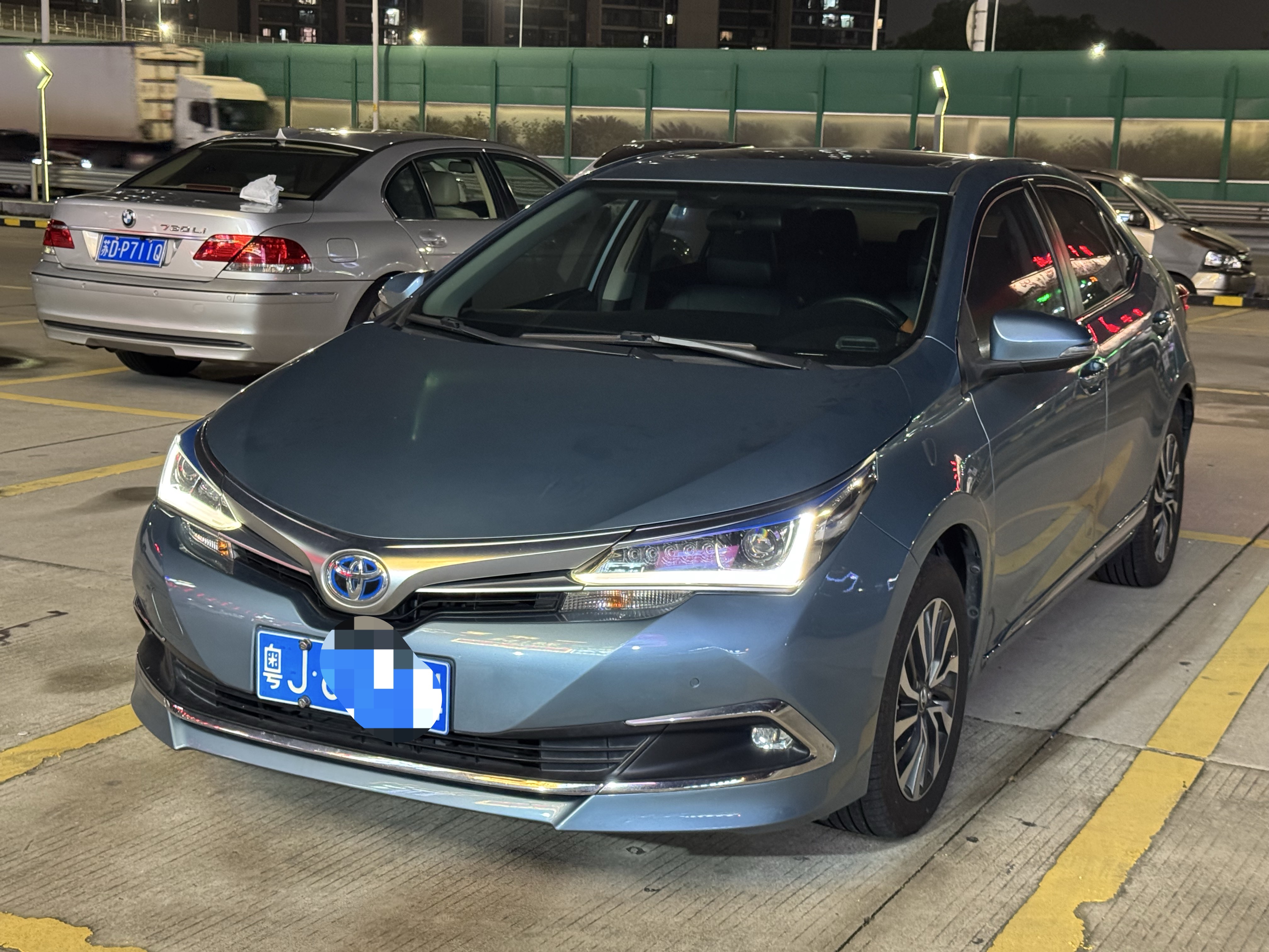 Toyota Corolla 2017 car image #2