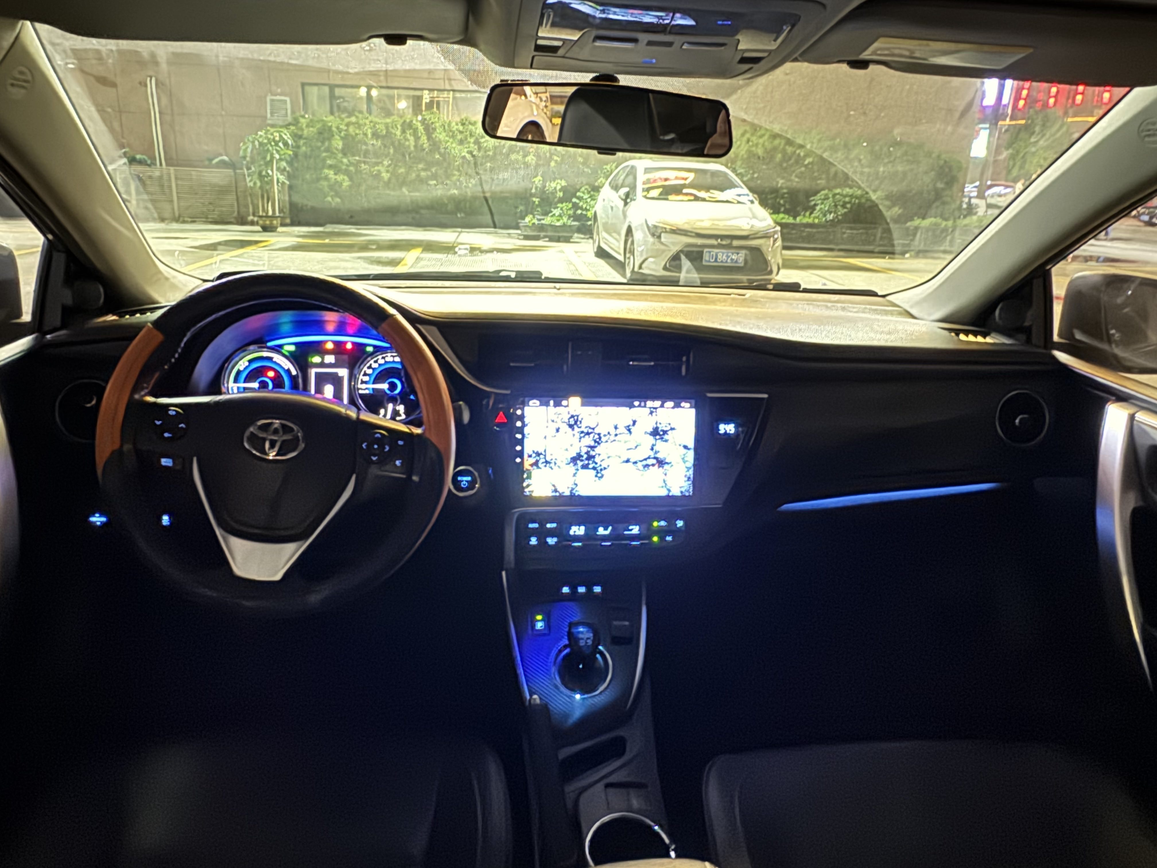 Toyota Corolla 2017 car image #11