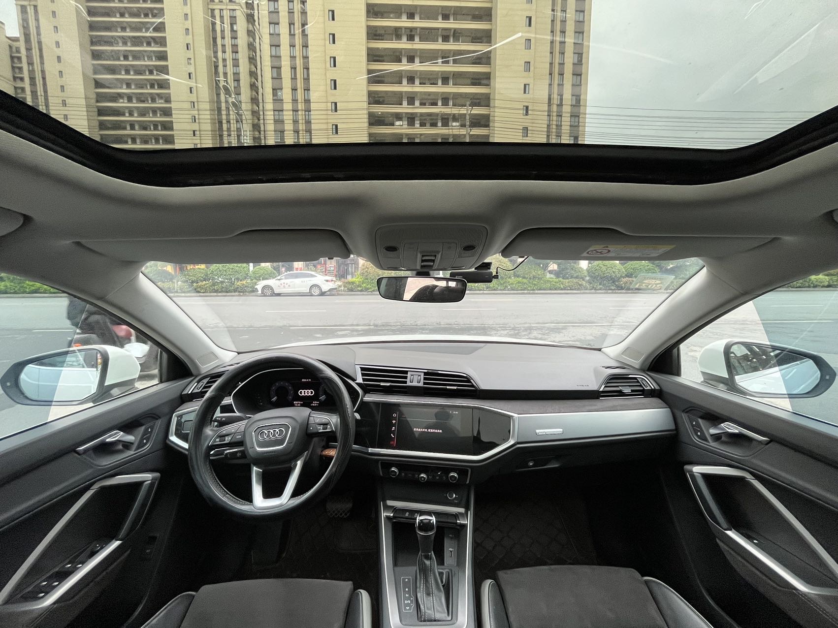 Audi Q3 2019 #10 Audi Q3 2019 car image #10