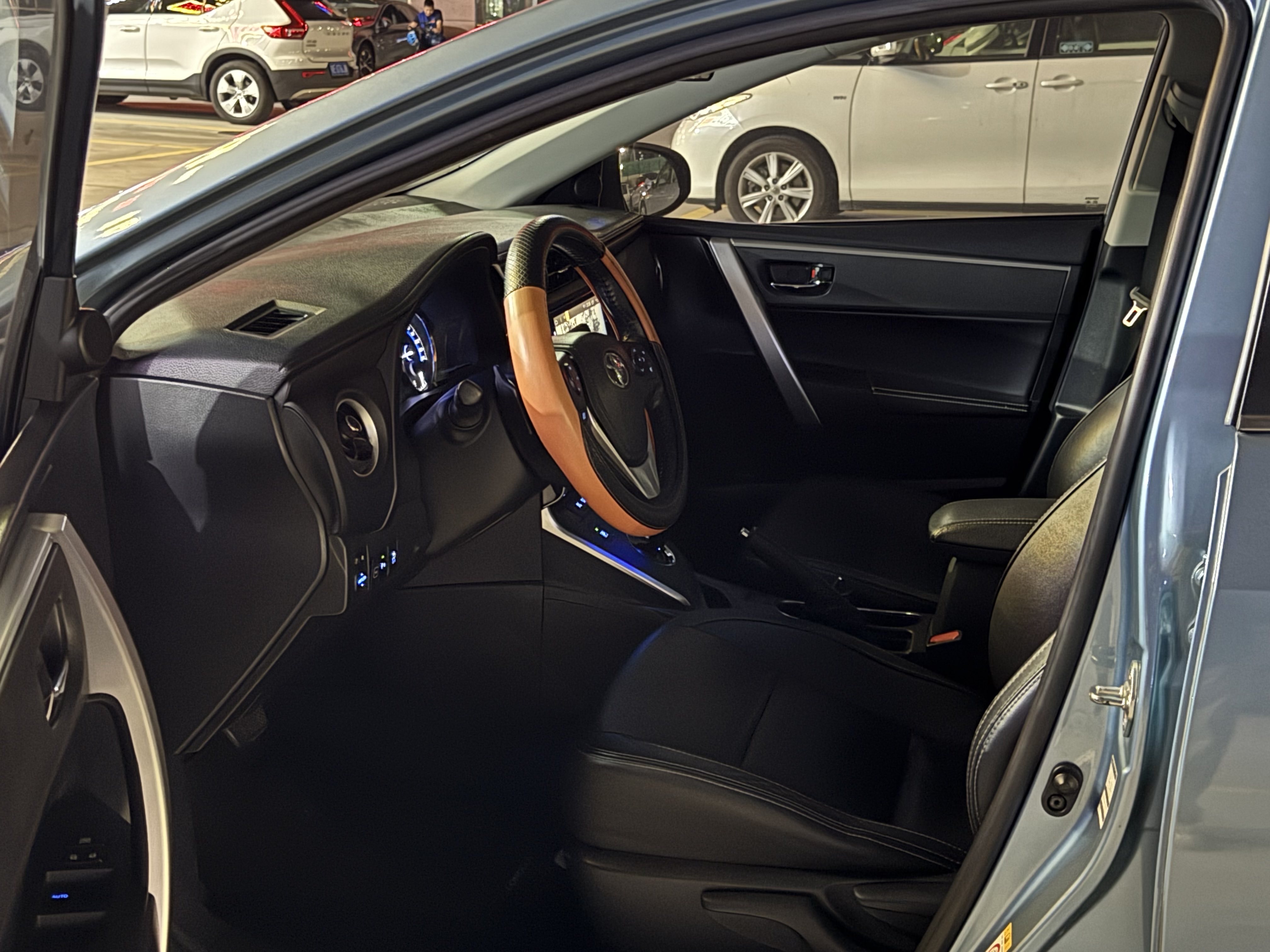 Toyota Corolla 2017 car image #7