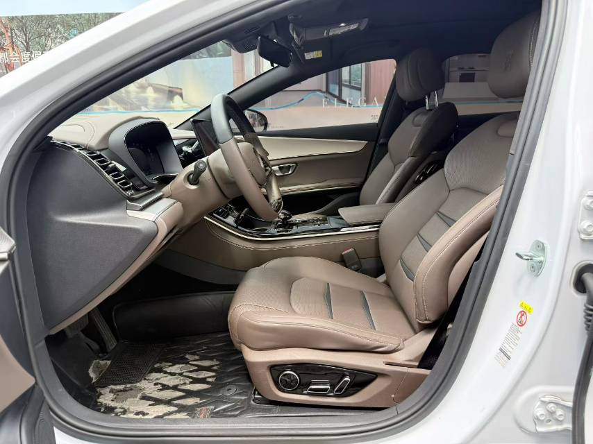 2022 imagem de carro #7