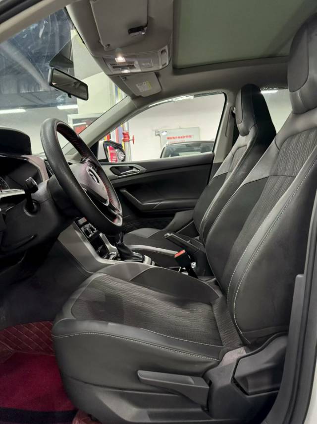 Volkswagen T-Cross 2020 #7 Volkswagen T-Cross 2020 car image #7