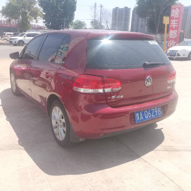 Volkswagen Golf 2013 car image #9
