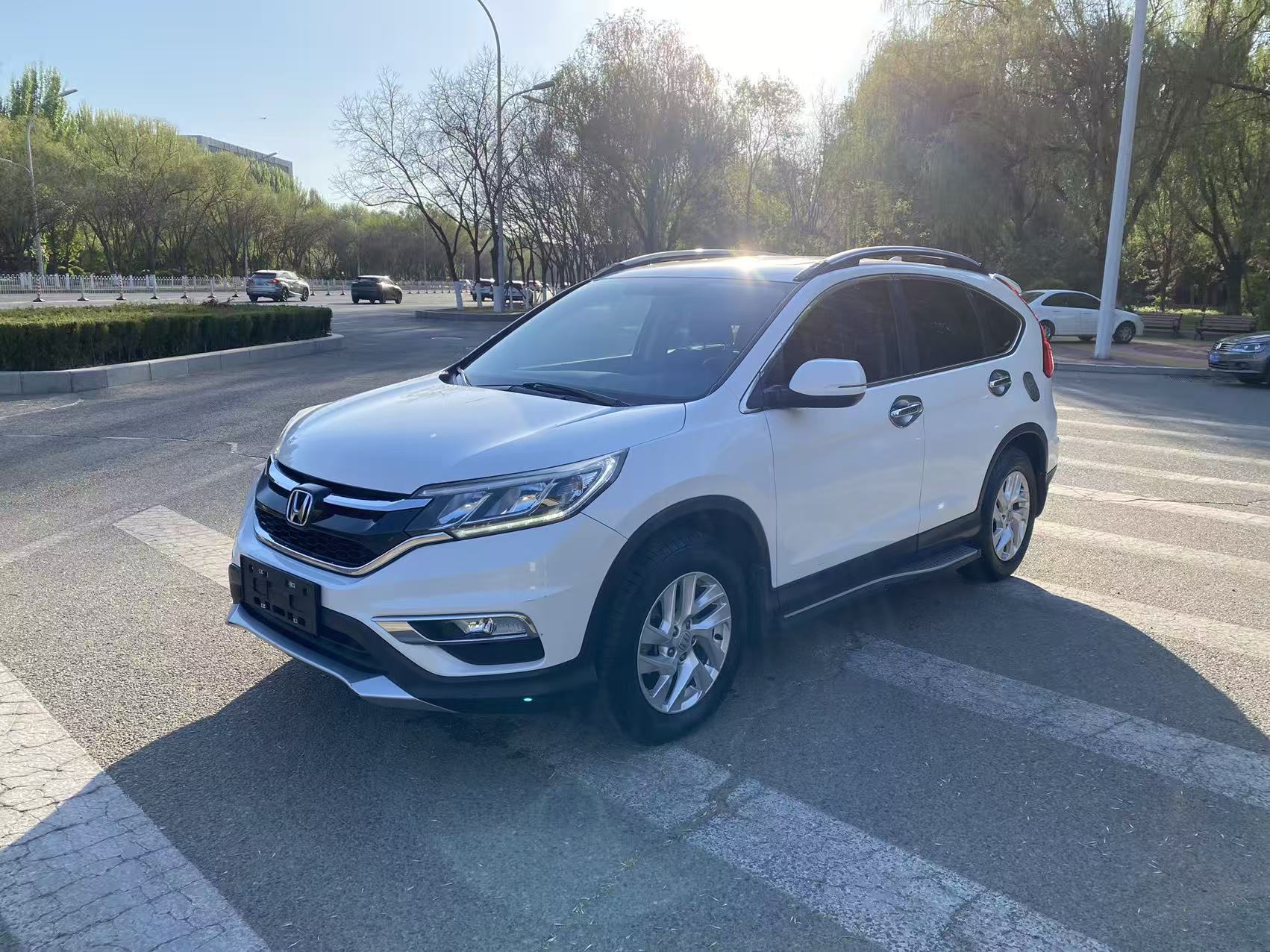 Honda CR-V 2015 car image #2