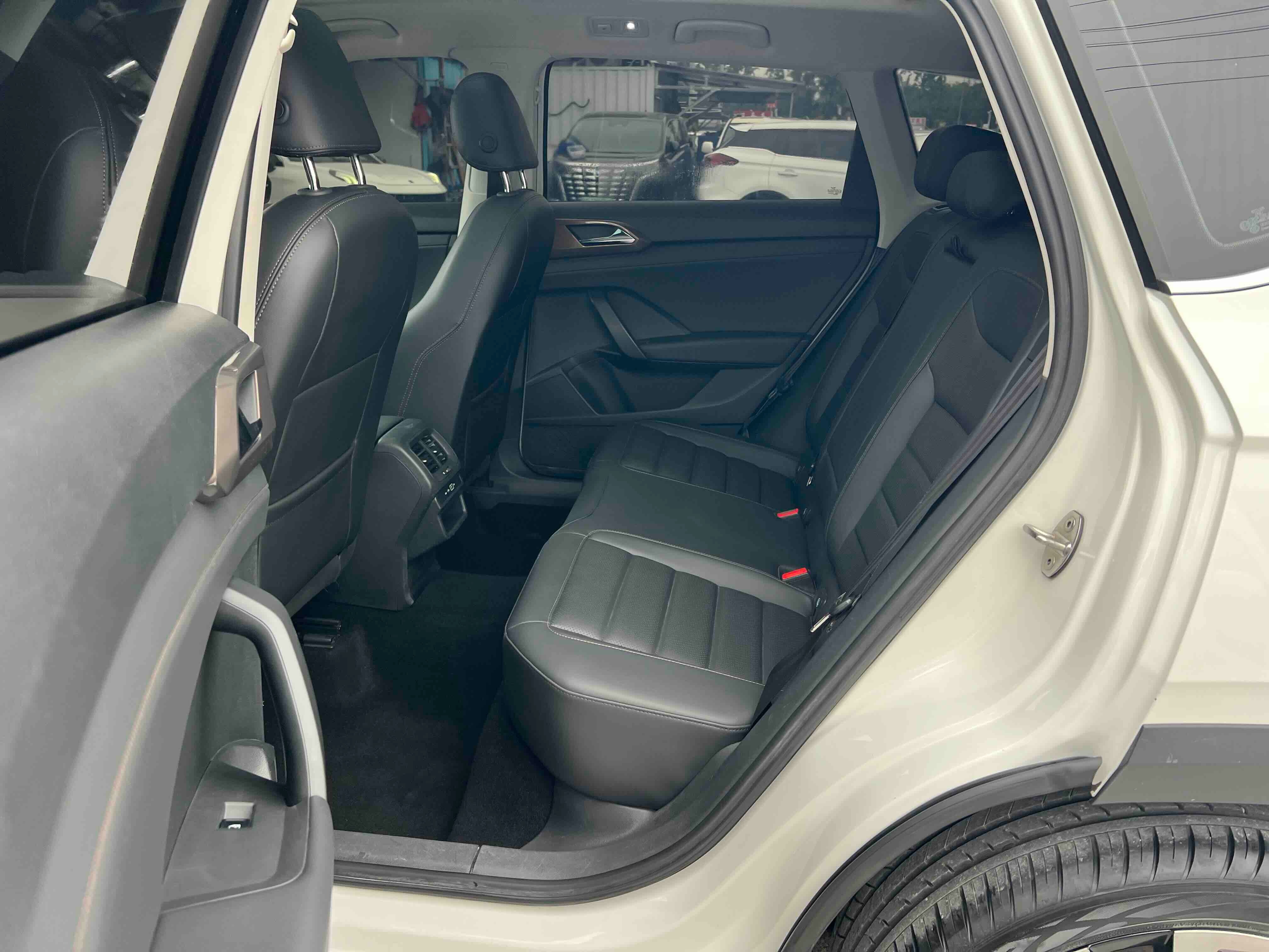 Volkswagen Tharu 2021 #7 Volkswagen Tharu 2021 car image #7