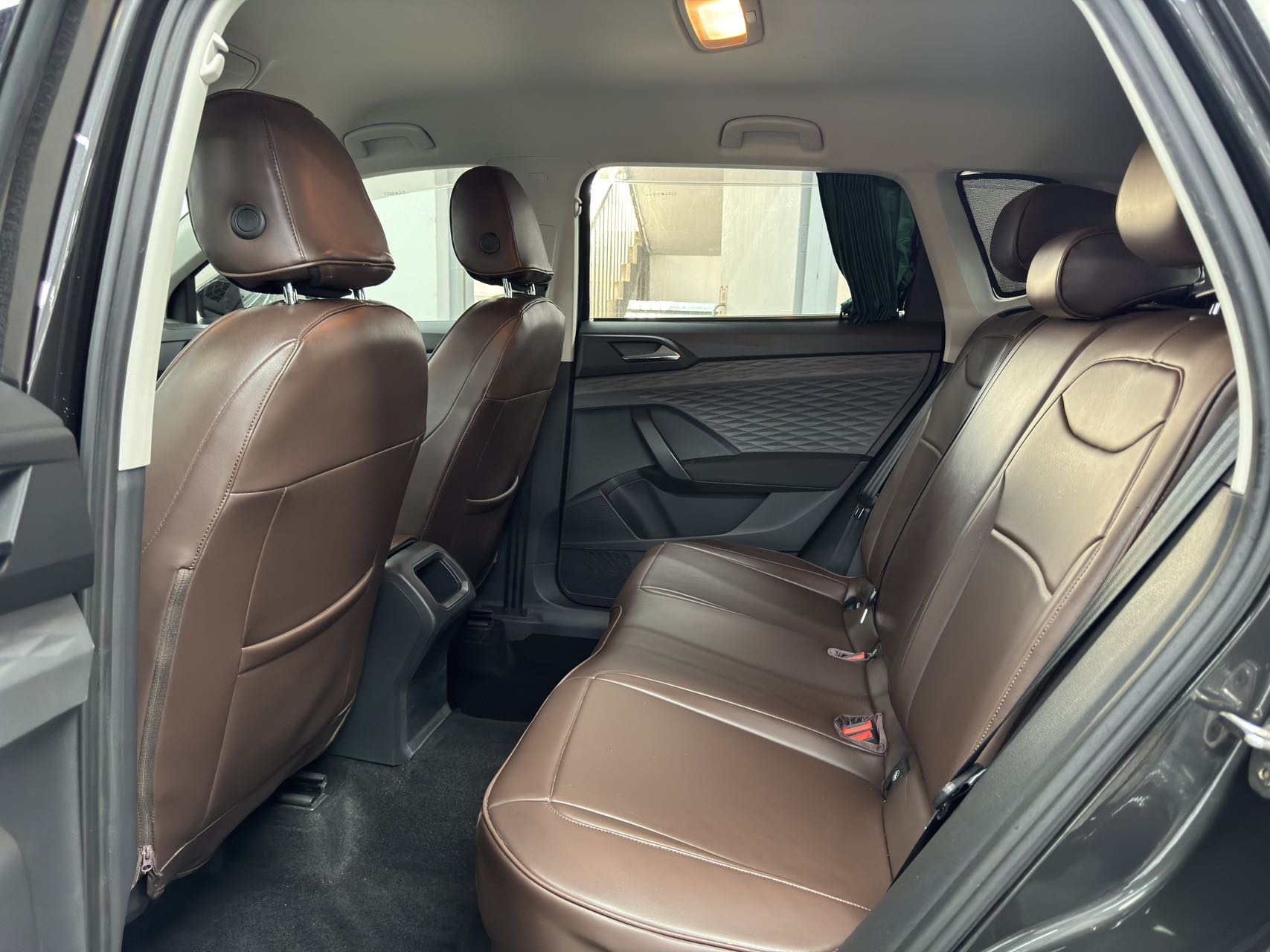 Volkswagen Tharu 2020 car image #8