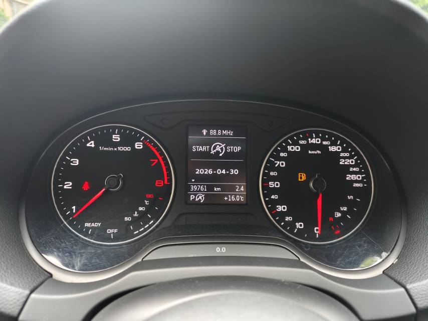 Audi A3 2018 car image #10