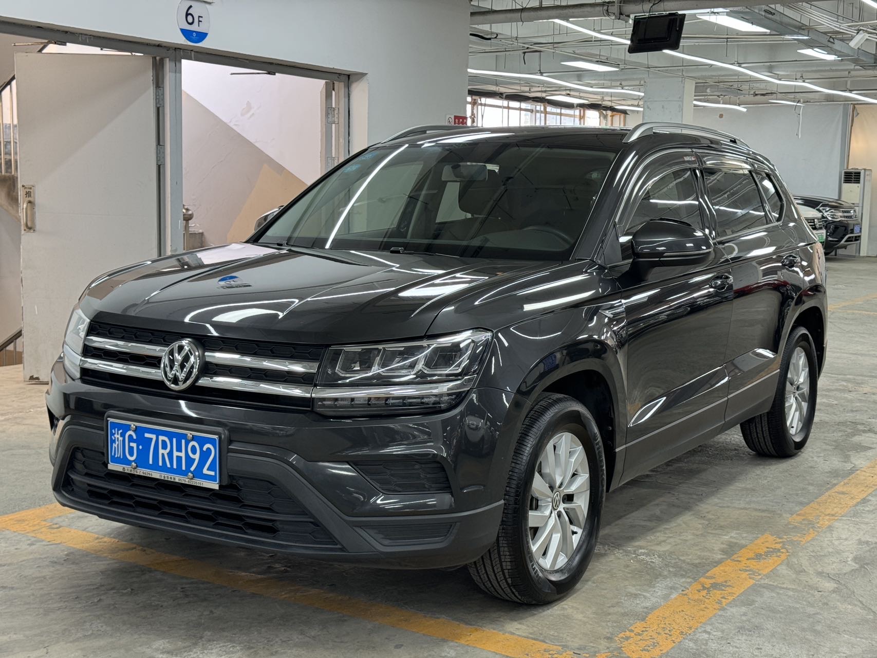 Volkswagen Tharu 2020 car image #2