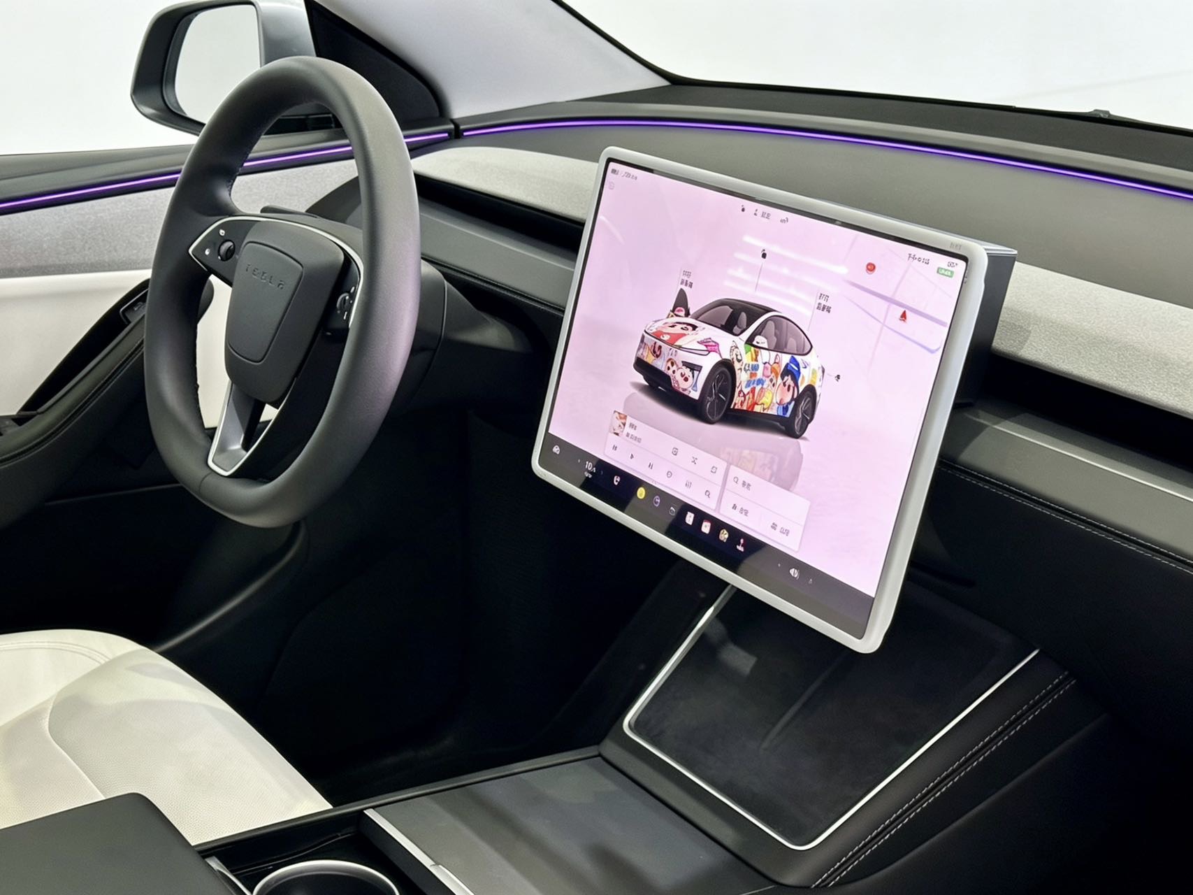 Tesla Model Y 2025 car image #9
