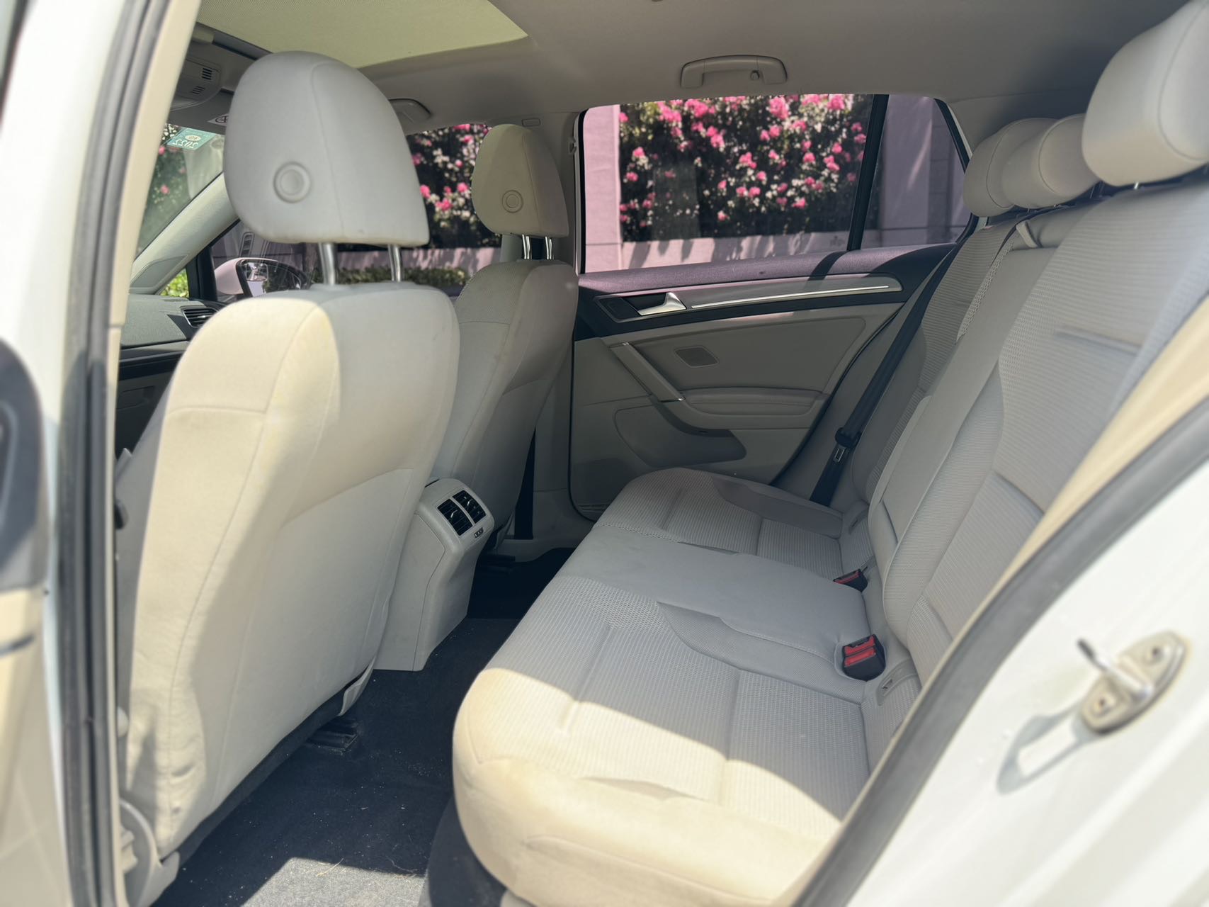 Volkswagen Golf 2016 car image #10