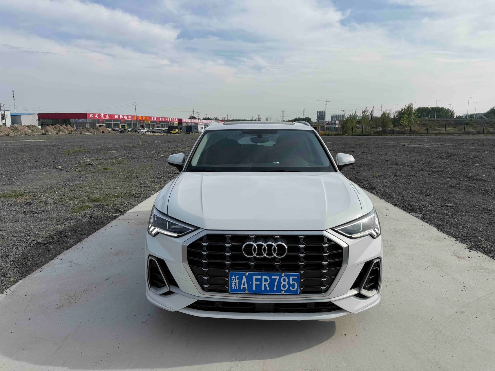 Audi Q3 2023 #4 Audi Q3 2023 car image #4