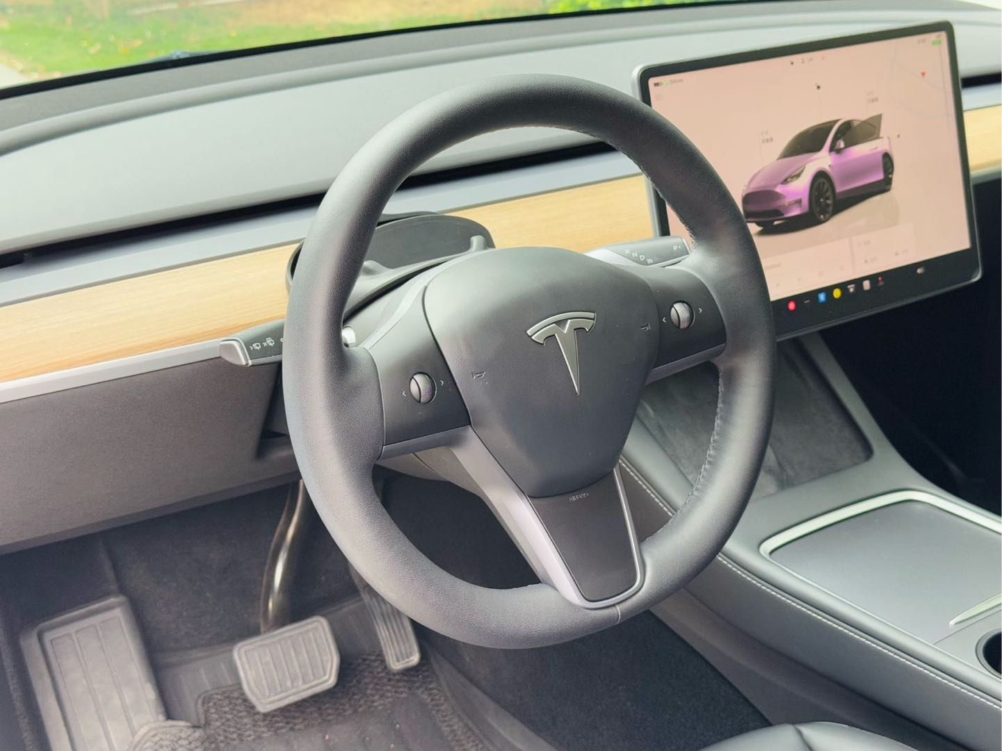 Tesla Model Y 2022 #12 Tesla Model Y 2022 car image #12