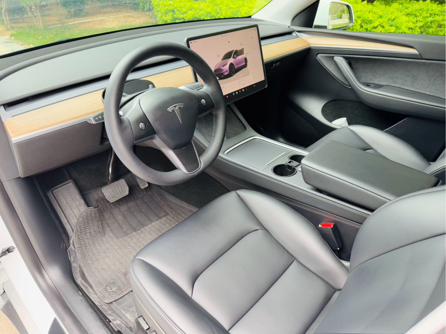 Tesla Model Y 2022 #11 Tesla Model Y 2022 car image #11