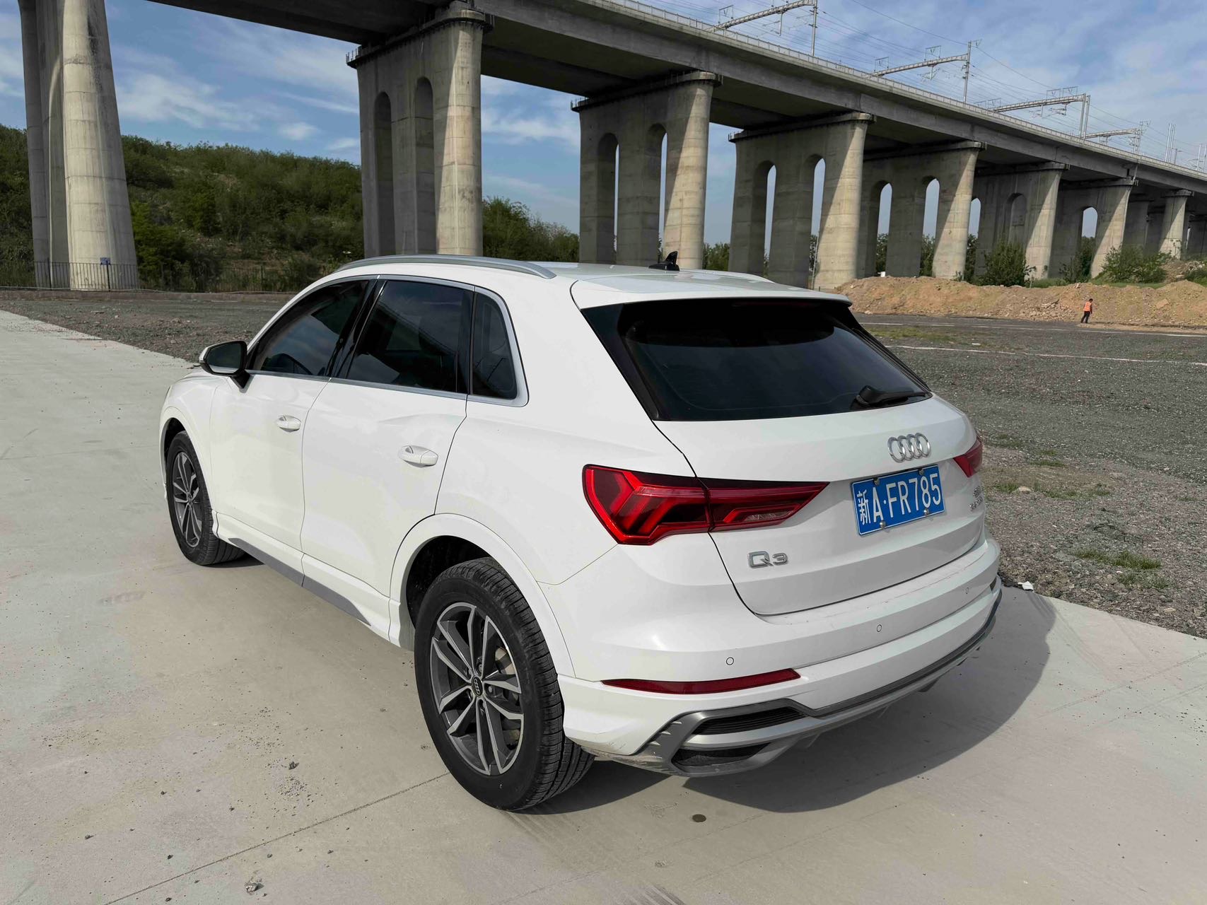 Audi Q3 2023 #11 Audi Q3 2023 car image #11