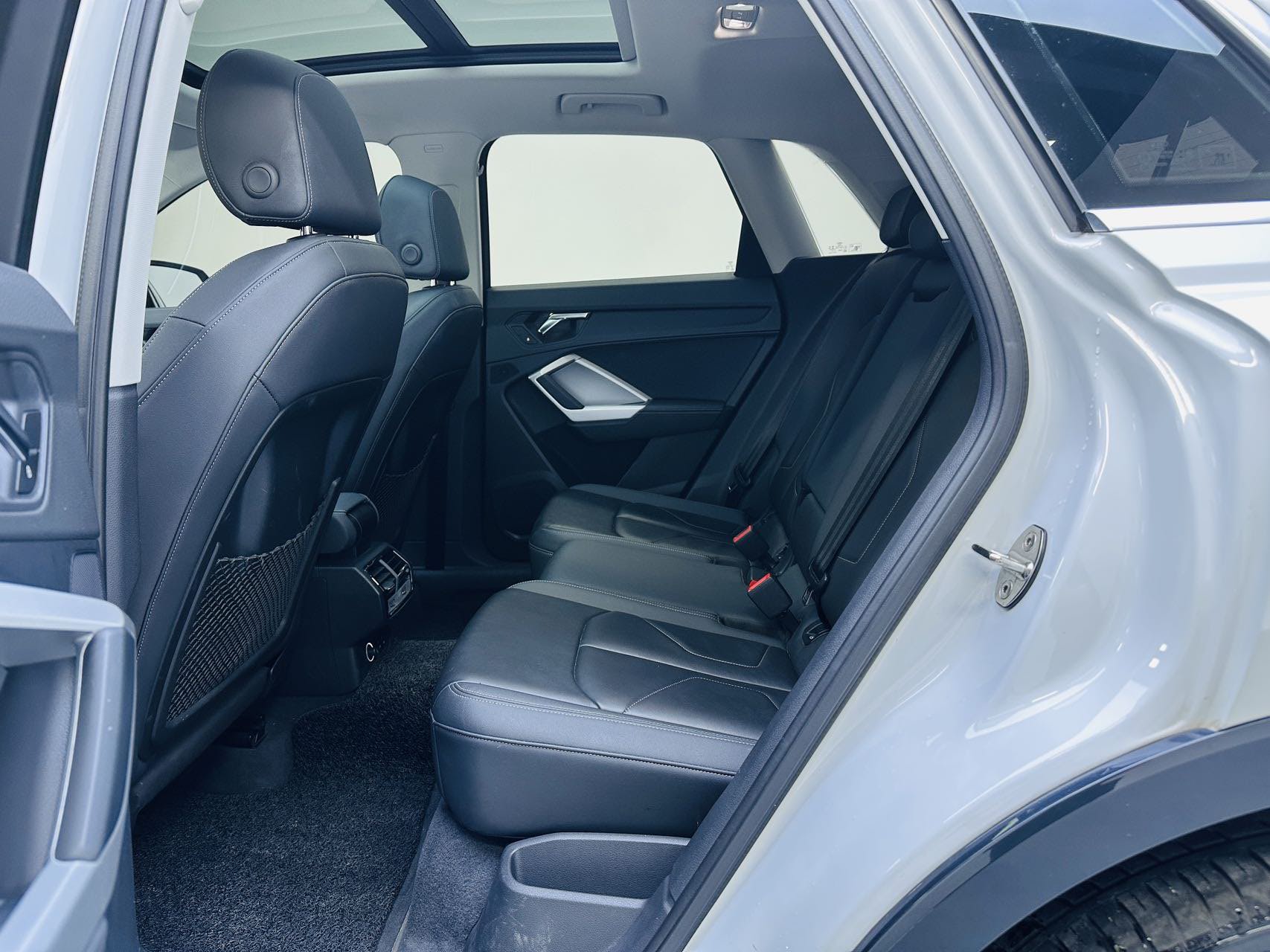 Audi Q3 2019 #8 Audi Q3 2019 car image #8