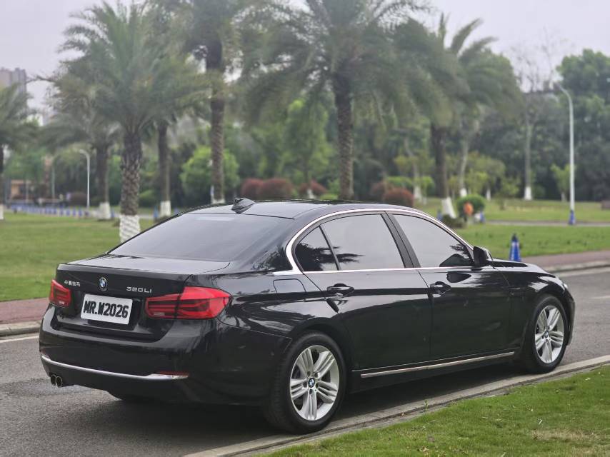 BMW 3 Series 2017 #7 BMW 3 Series 2017 صورة سيارة #7