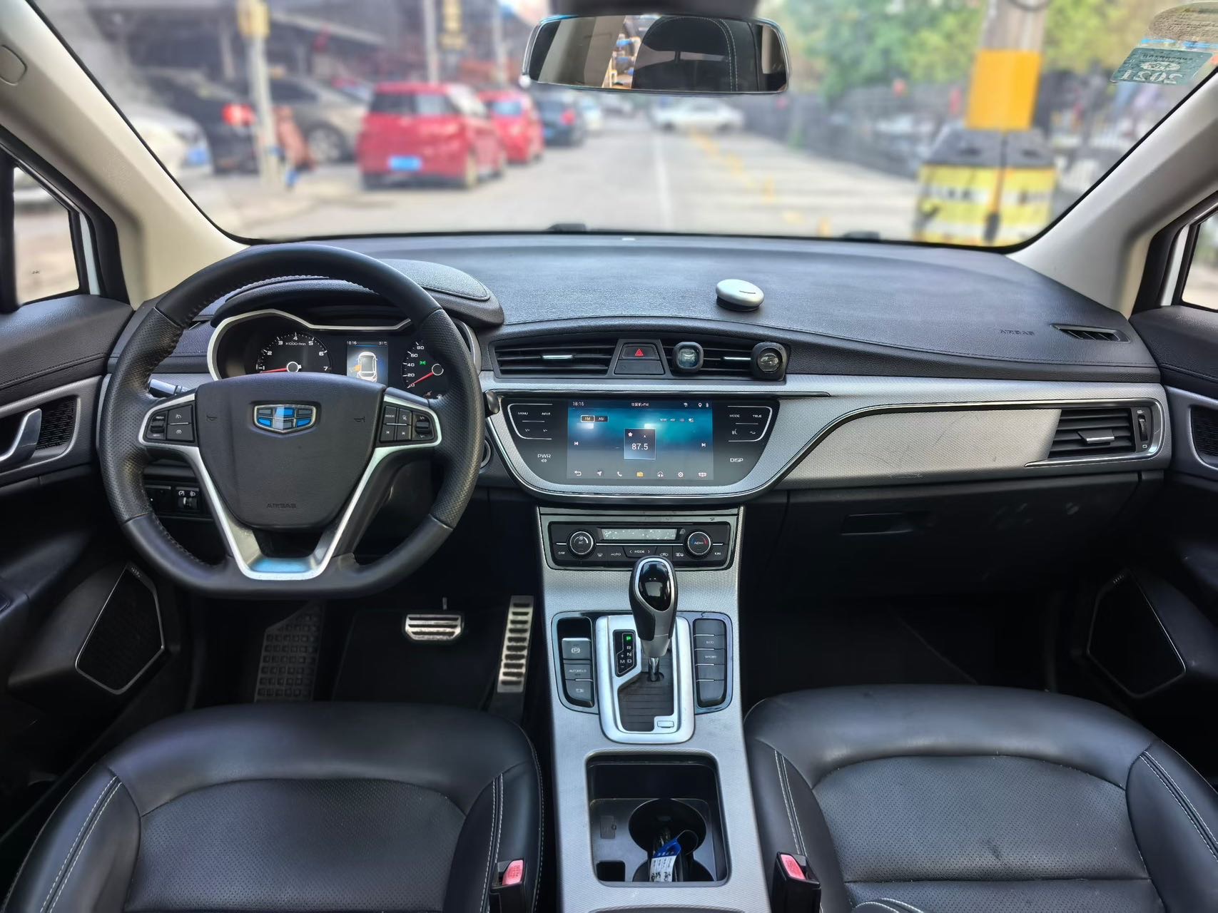 GEELY Emgrand GS 2018 car image #9