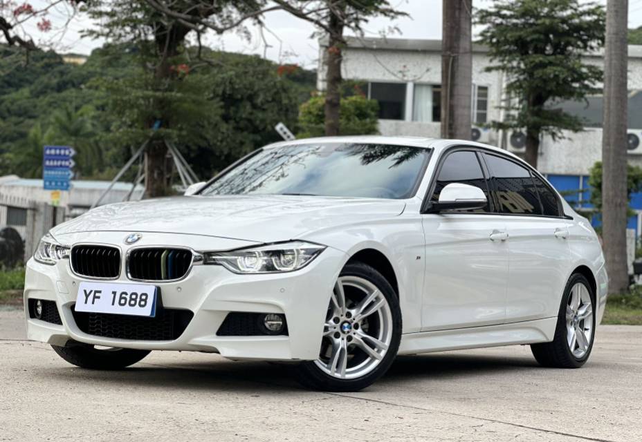 BMW 3 Series 2017 car image #2
