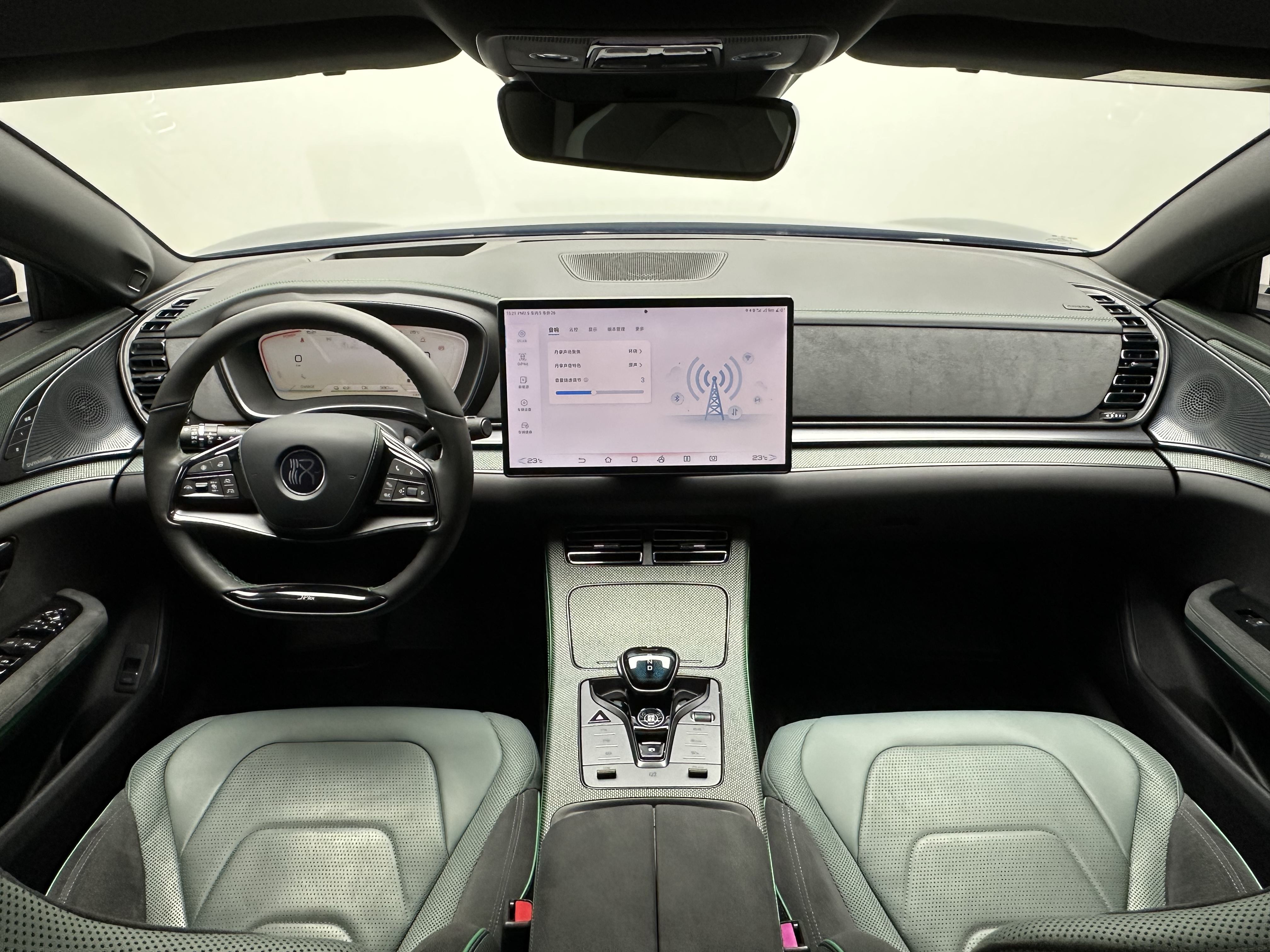 BYD Han 2022 car image #8