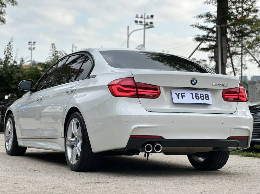 BMW 3 Series 2017 car image #8
