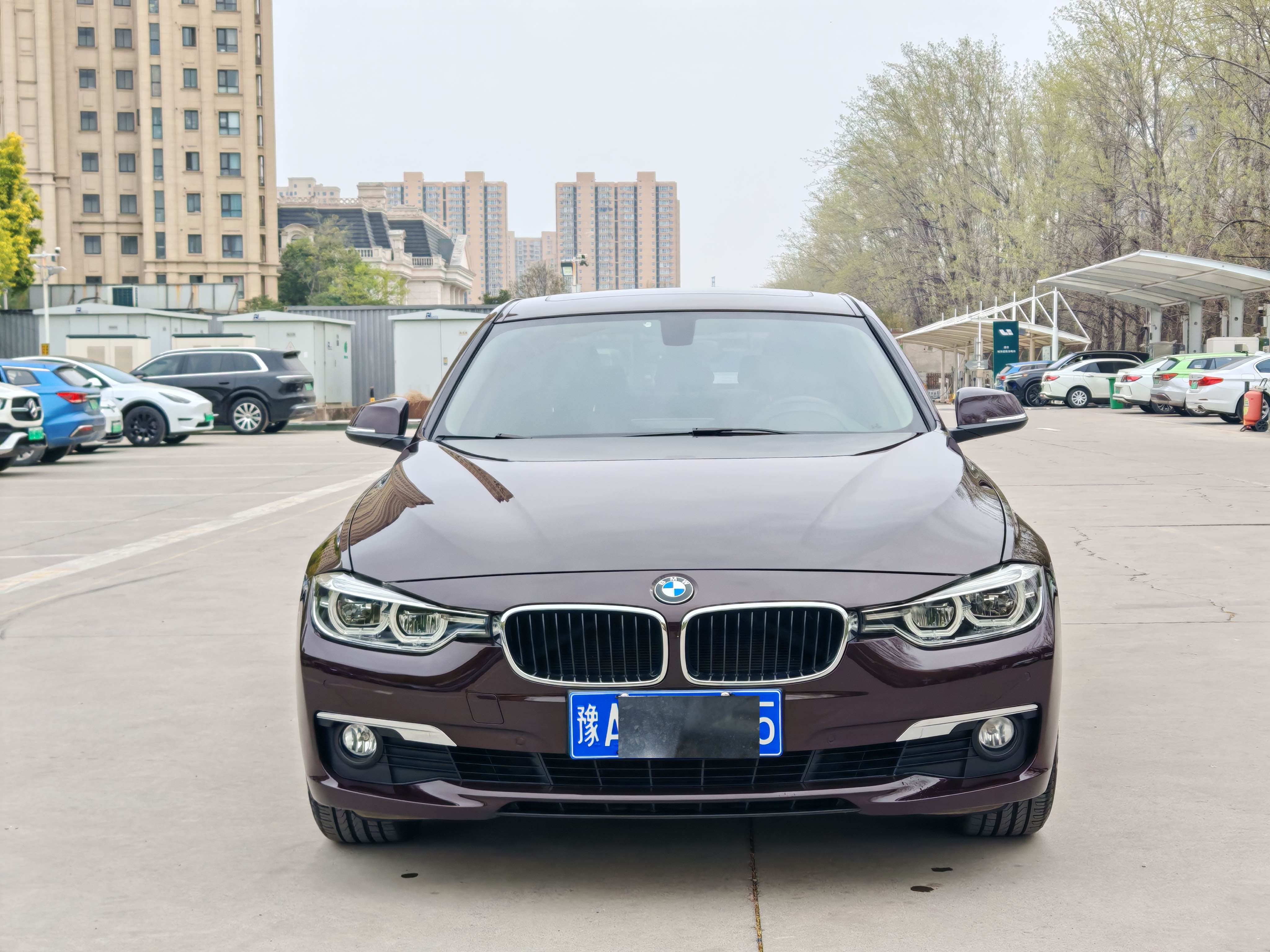 BMW 3 Series 2017 #4 BMW 3 Series 2017 car image #4