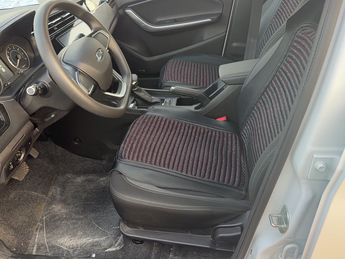 Chery Tiggo 3x 2025 car image #7