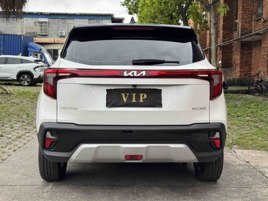 Kia Seltos 2025 car image #11