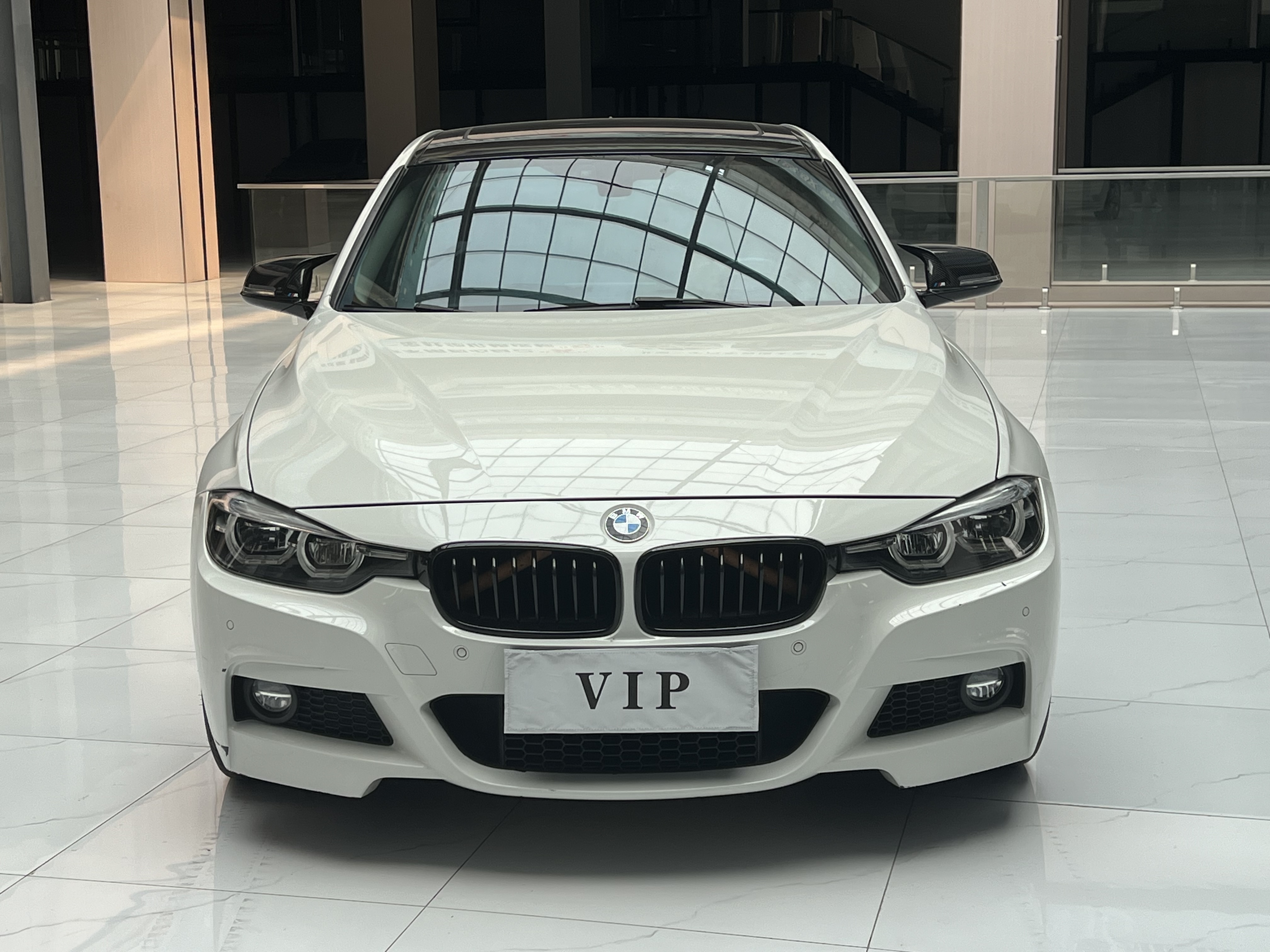BMW 3 Series 2019 #5 BMW 3 Series 2019 car image #5