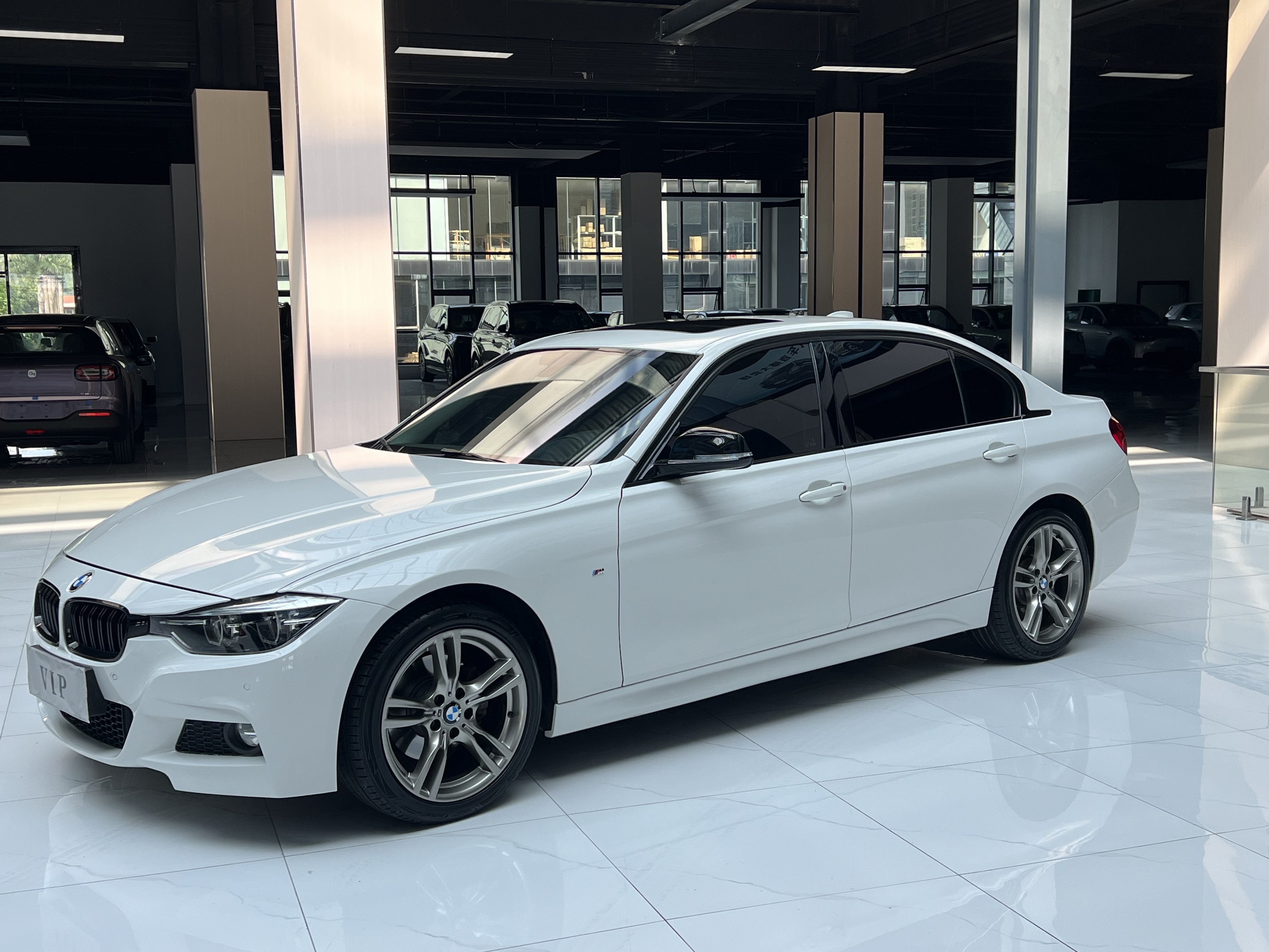 BMW 3 Series 2019 #2 BMW 3 Series 2019 car image #2