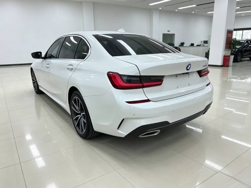 BMW 3 Series 2020 #9 BMW 3 Series 2020 car image #9